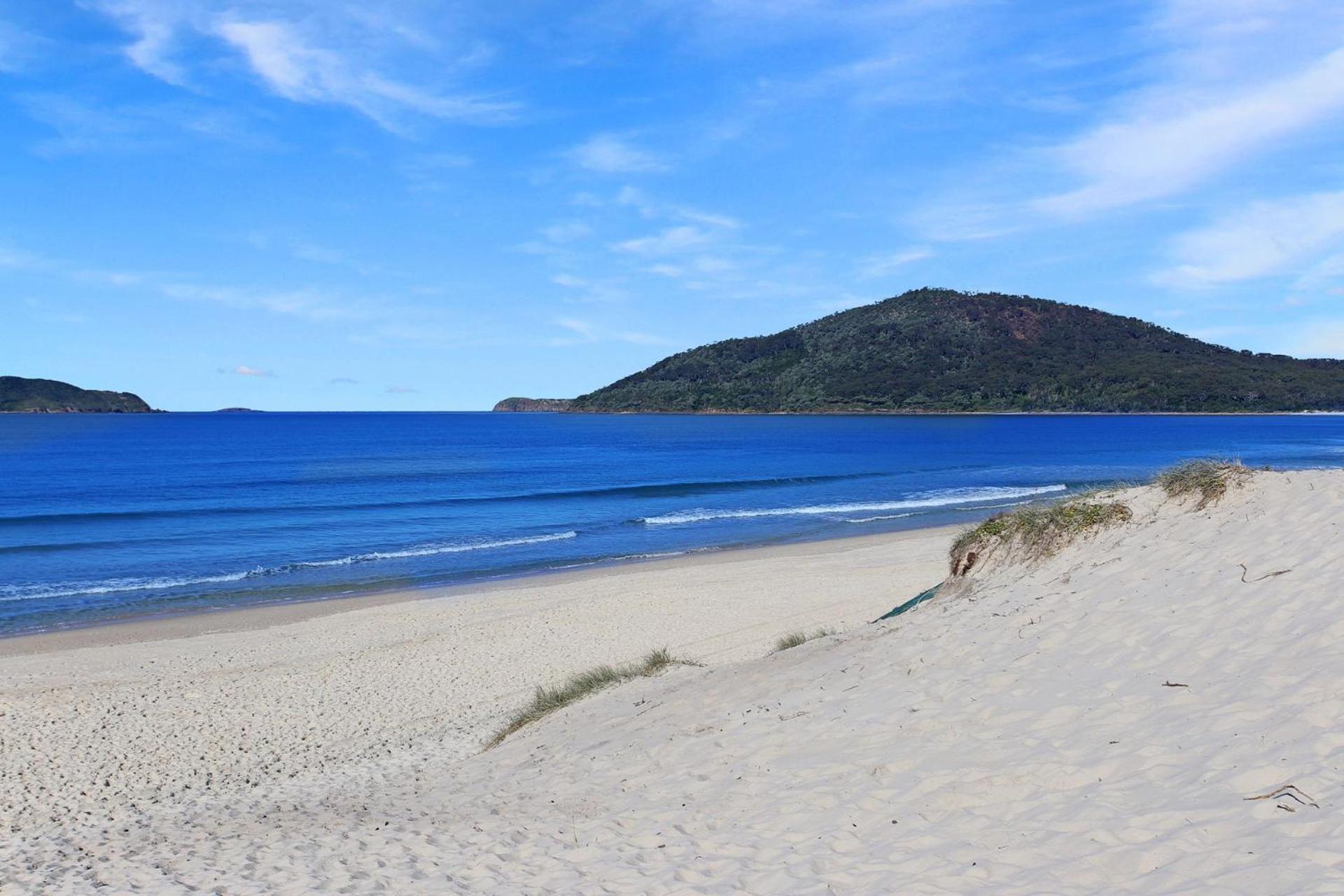 Jimmys Beach Escape