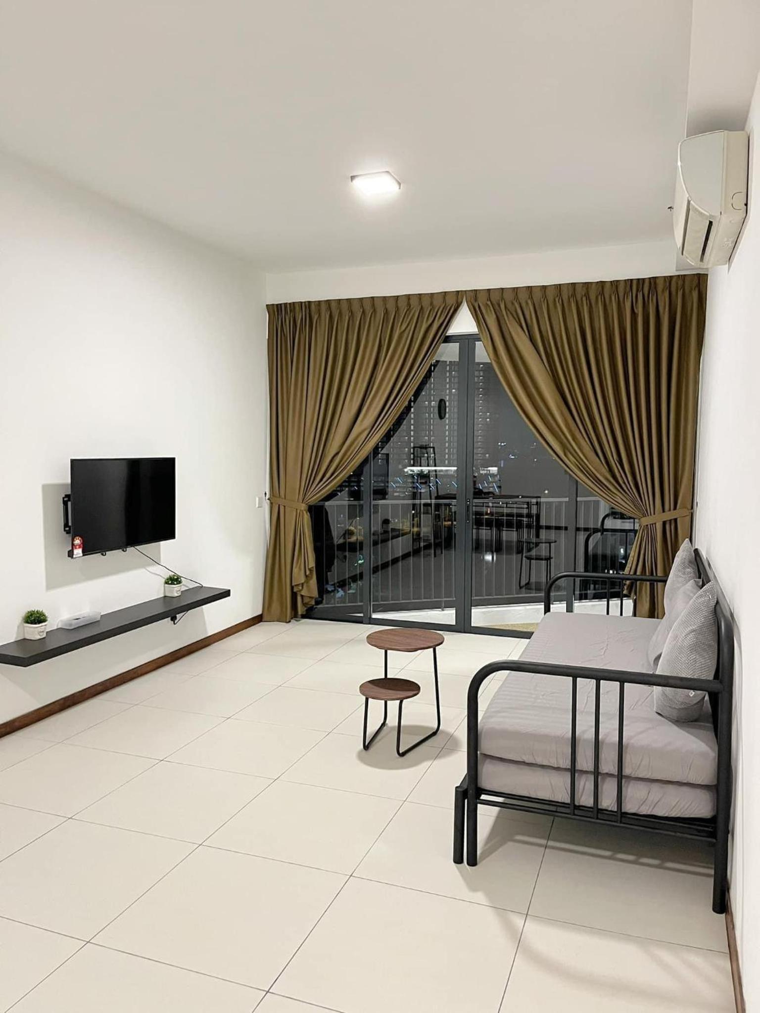 Photo 33