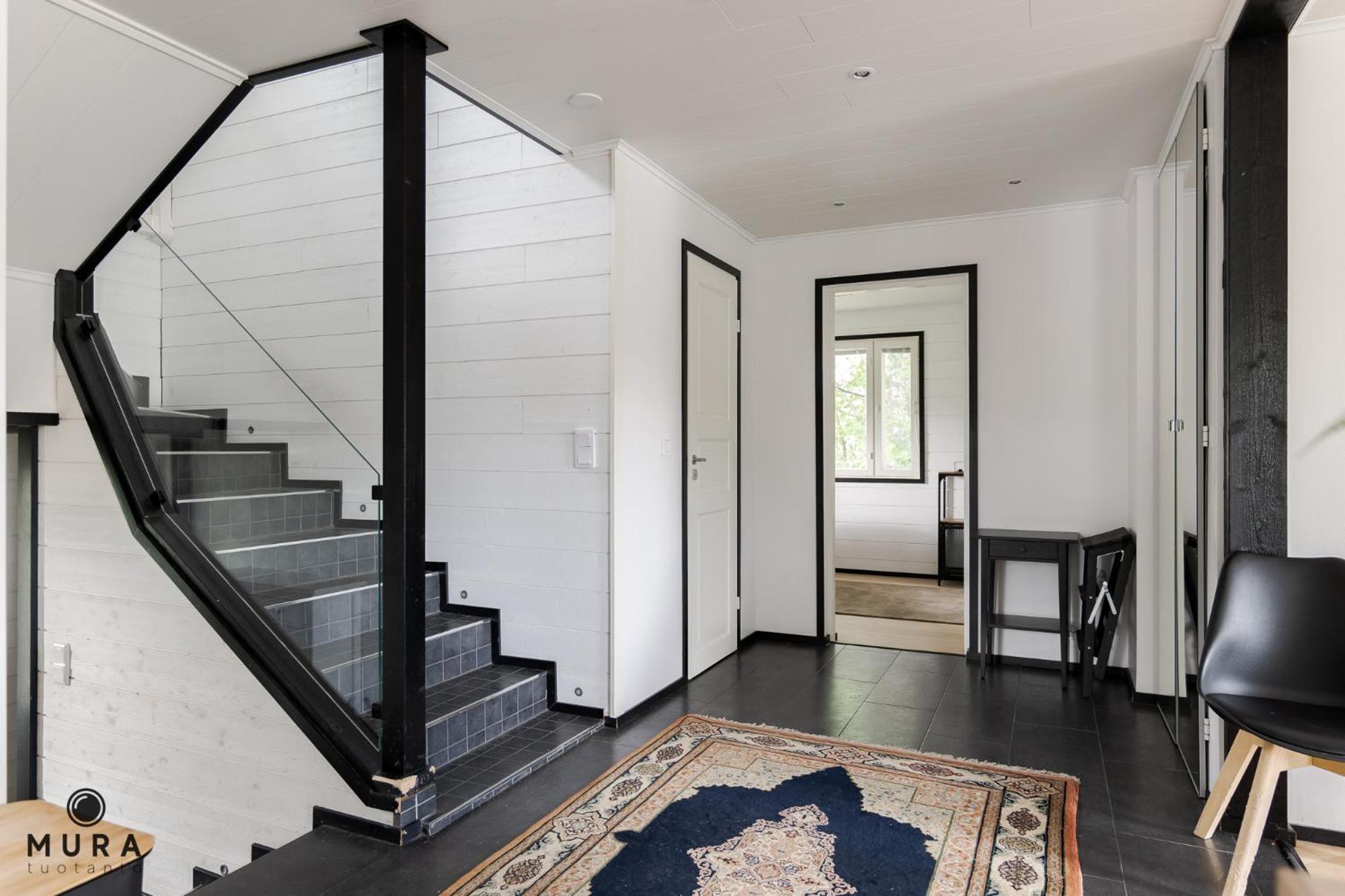 Villa Gaia - Luxury villa with jacuzzi and beach close to trainstation 10 minutes from Tampere city! 1,5 hours to Helsinki view 5