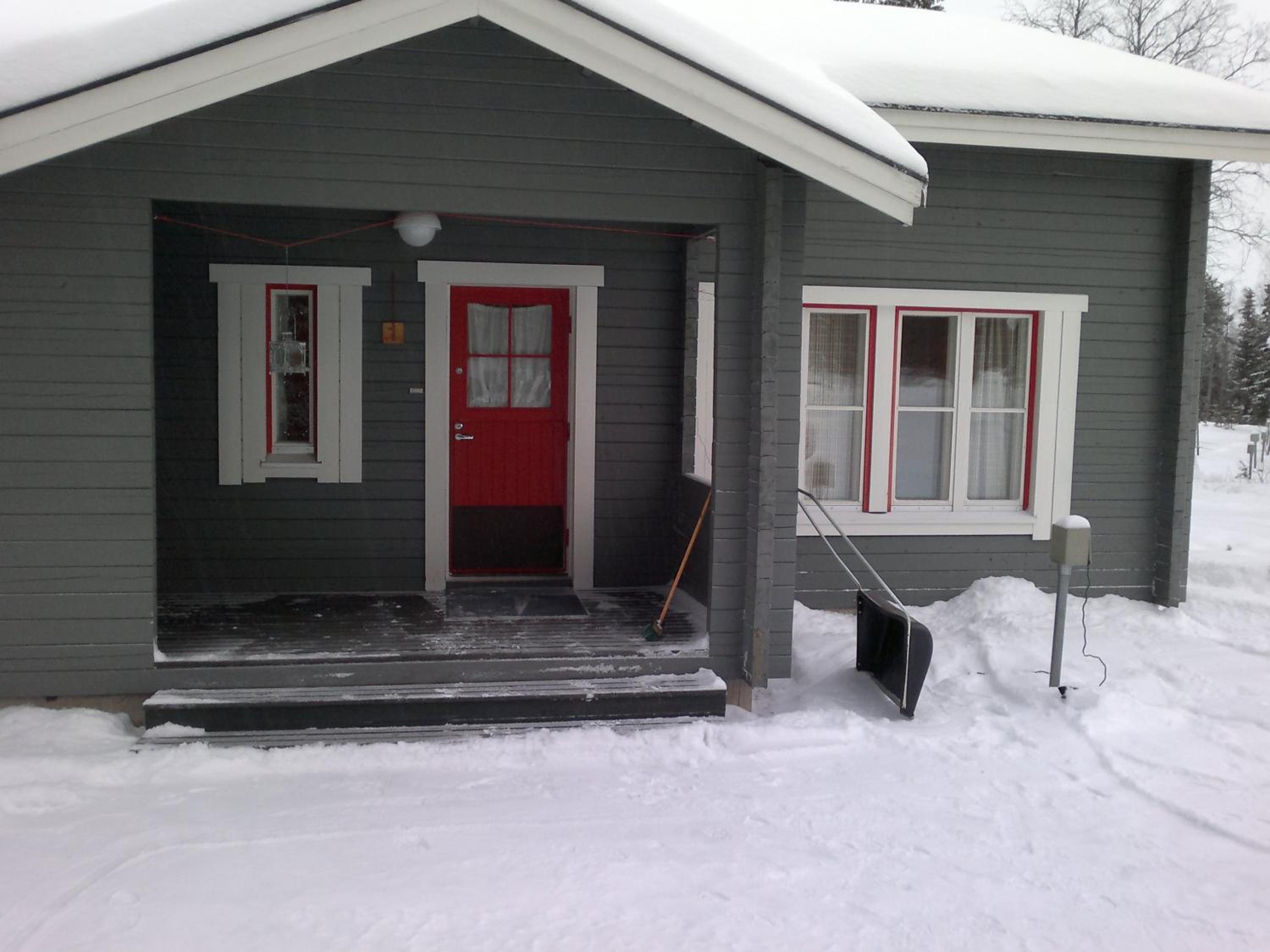 Cosy Holiday Cabin in the Heart of Lapland view 3