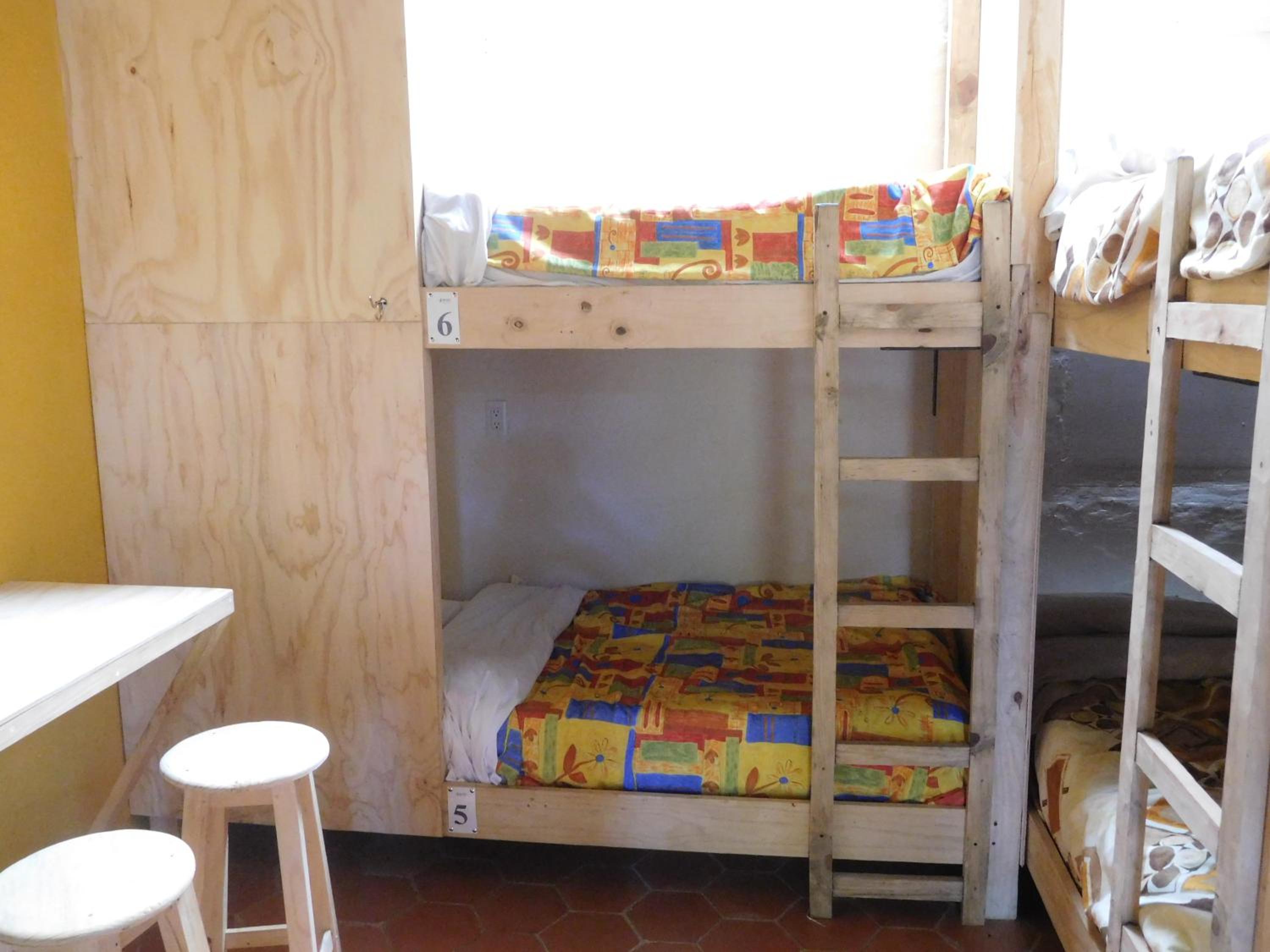 Rossco Hostel & Hotel
