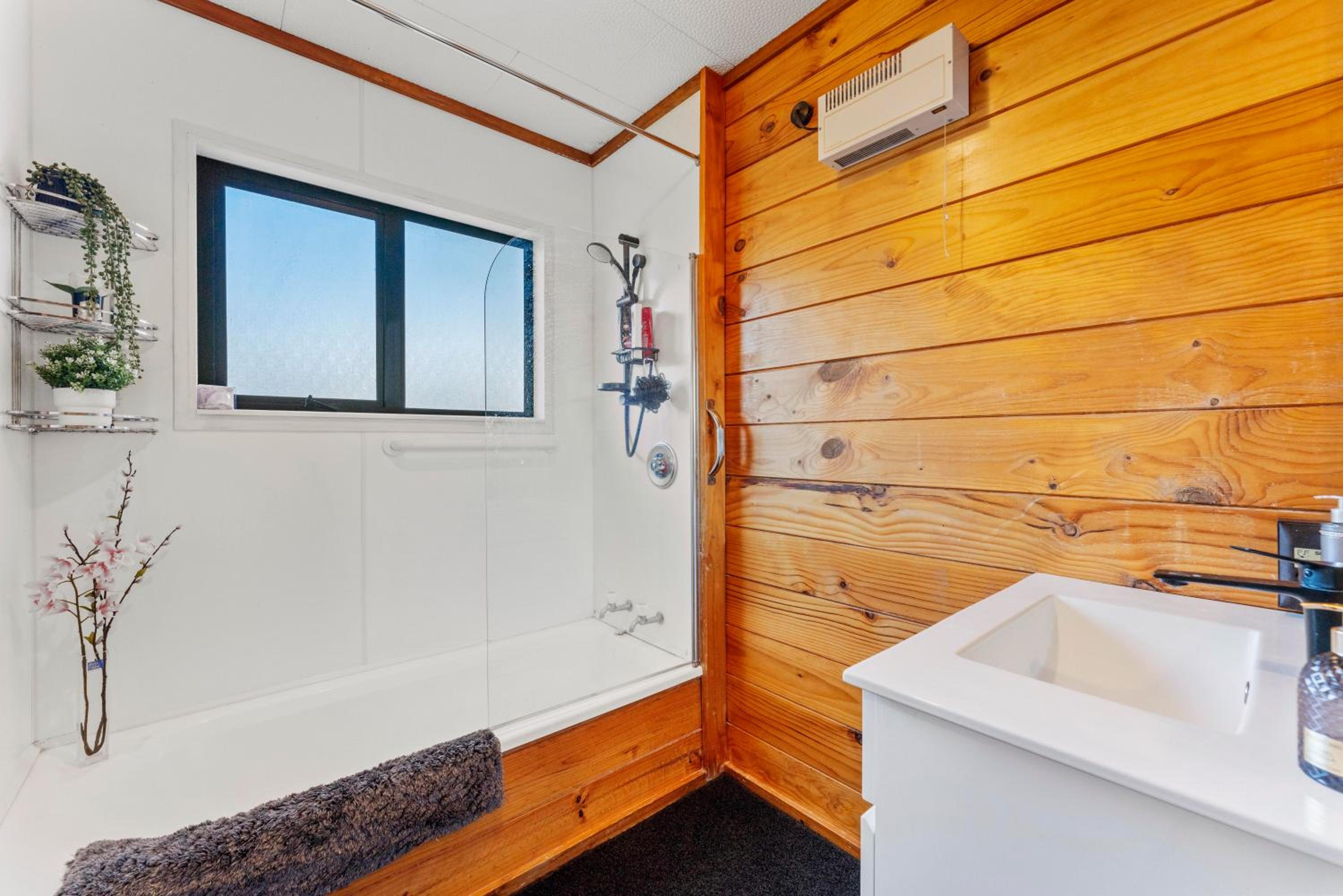 Riverside Haven - Turangi Holiday Home