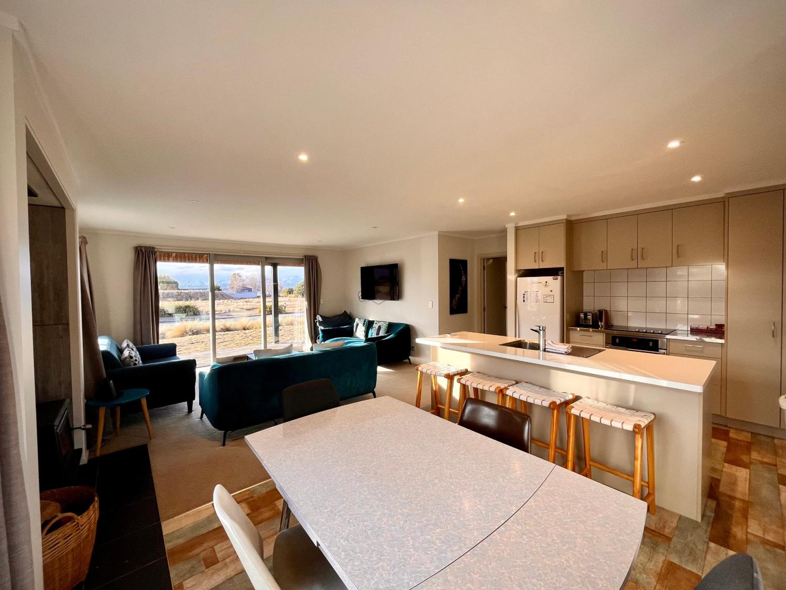 D'Archiac Cottage - Lake Tekapo view 4