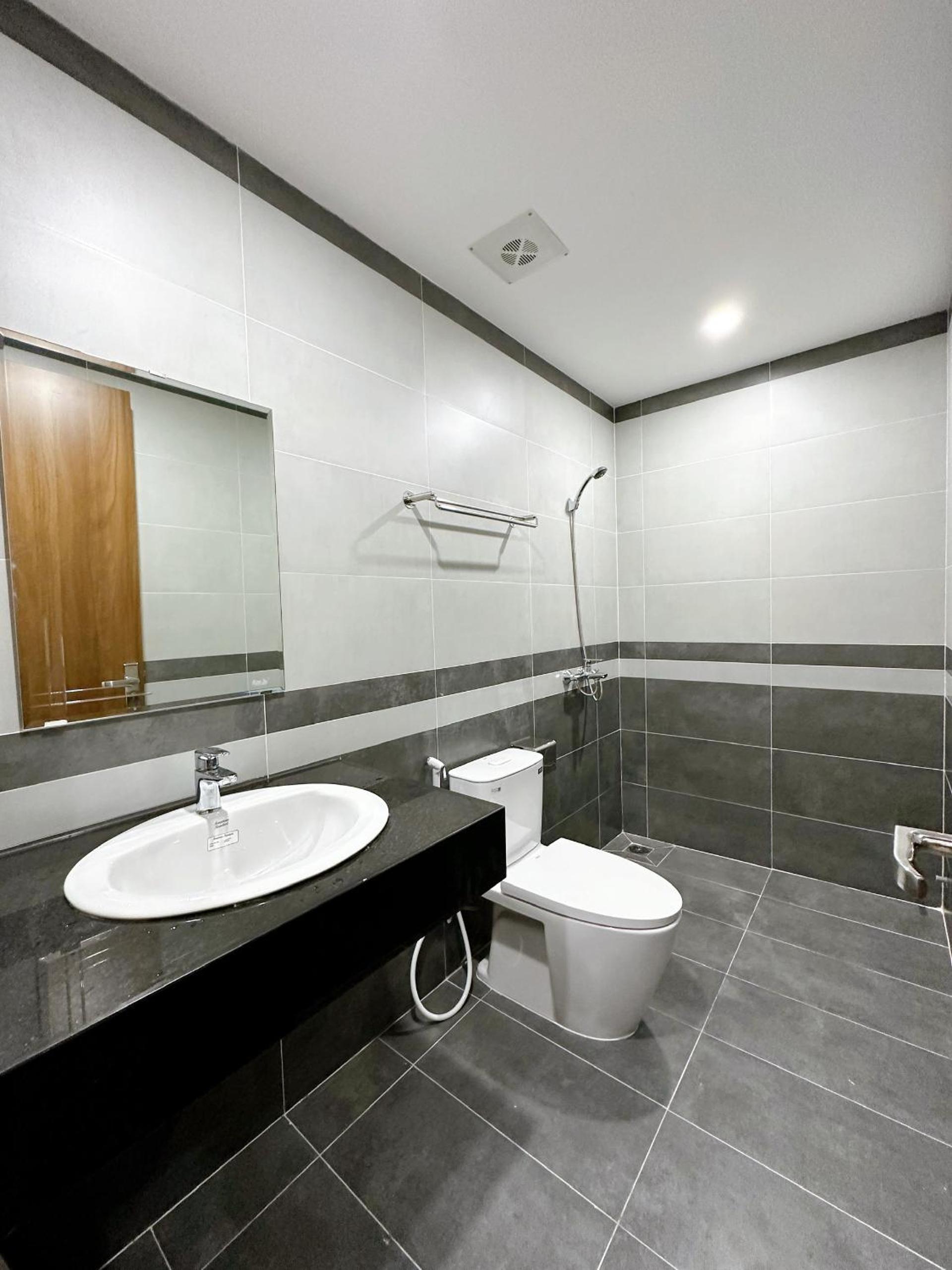 Khách sạn Hồ Tây