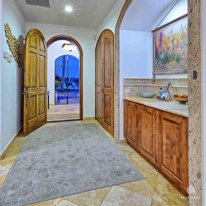 Luxury Ocean View Villa on Sandy Beach