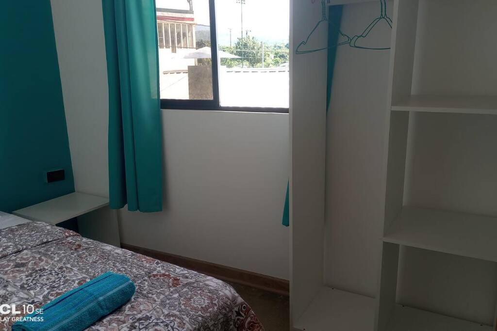 Habitación matrimonial con baño