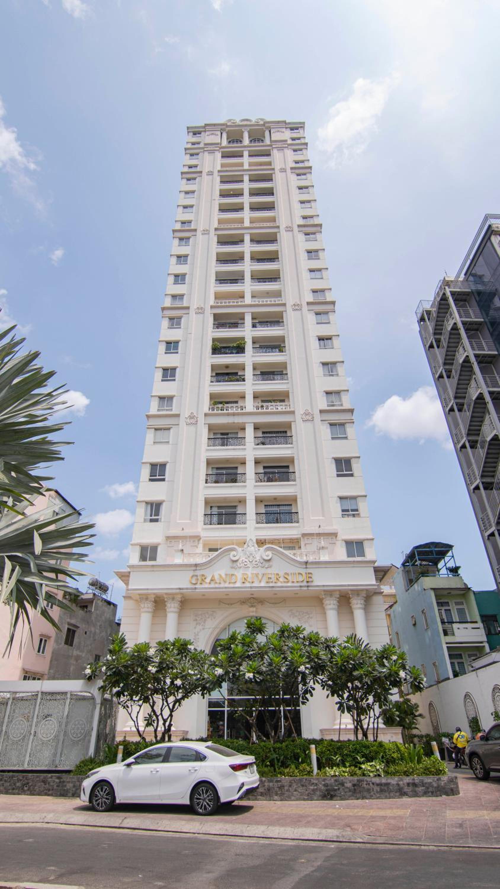 The Luxury GRAND RIVERSIDE Apartment City Center