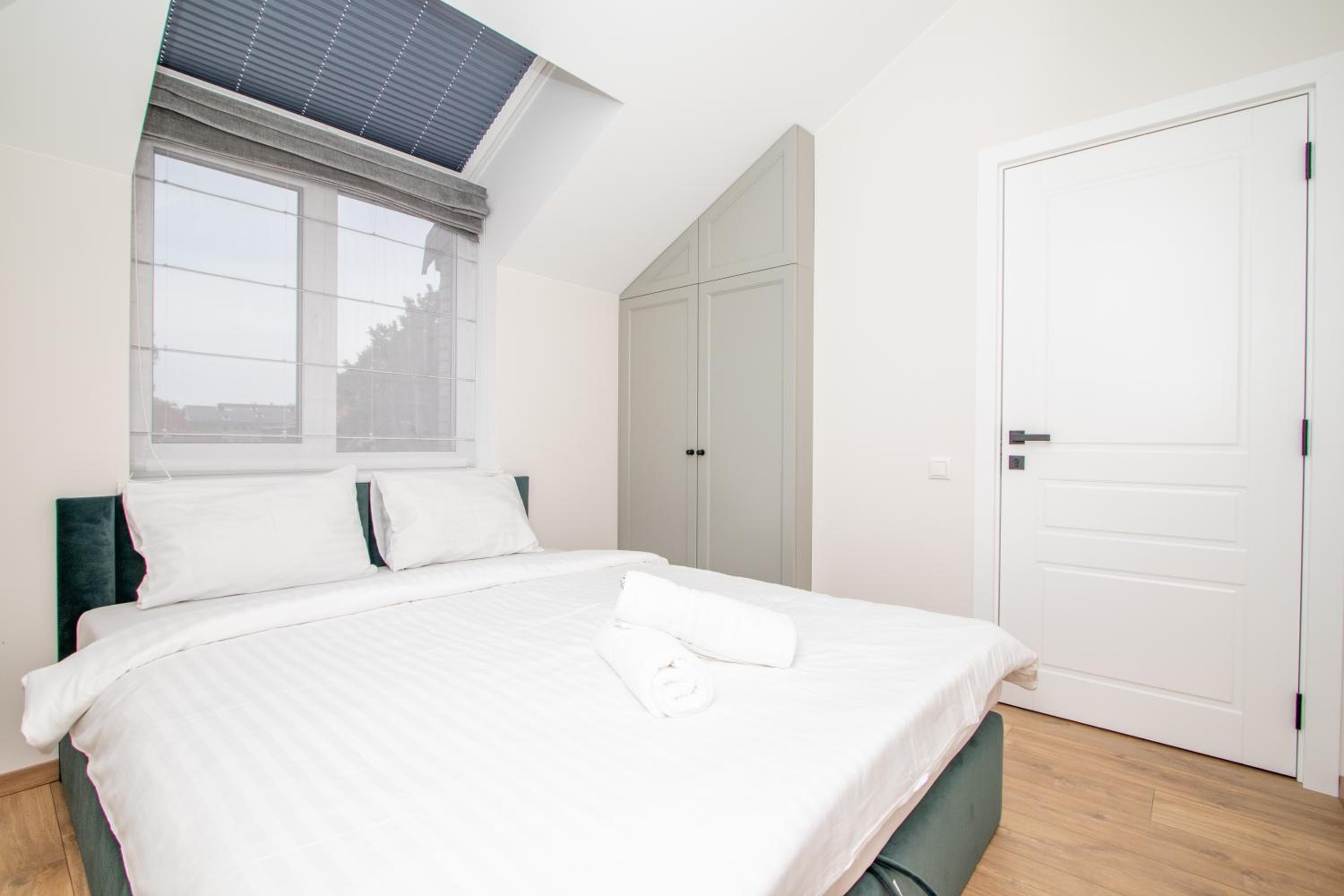 Newly Built Apartments With Parking, By Cohost