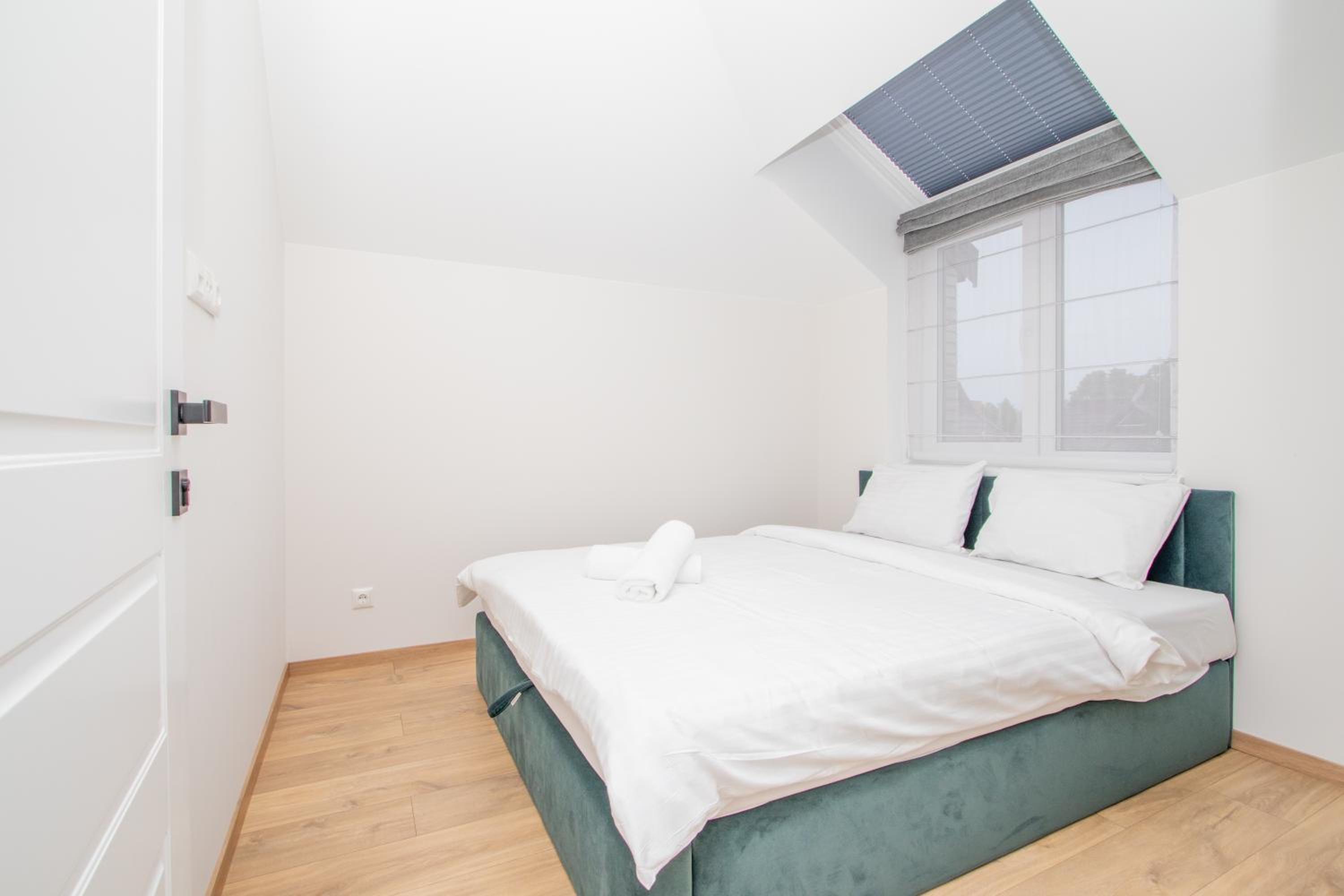 Newly Built Apartments With Parking, By Cohost