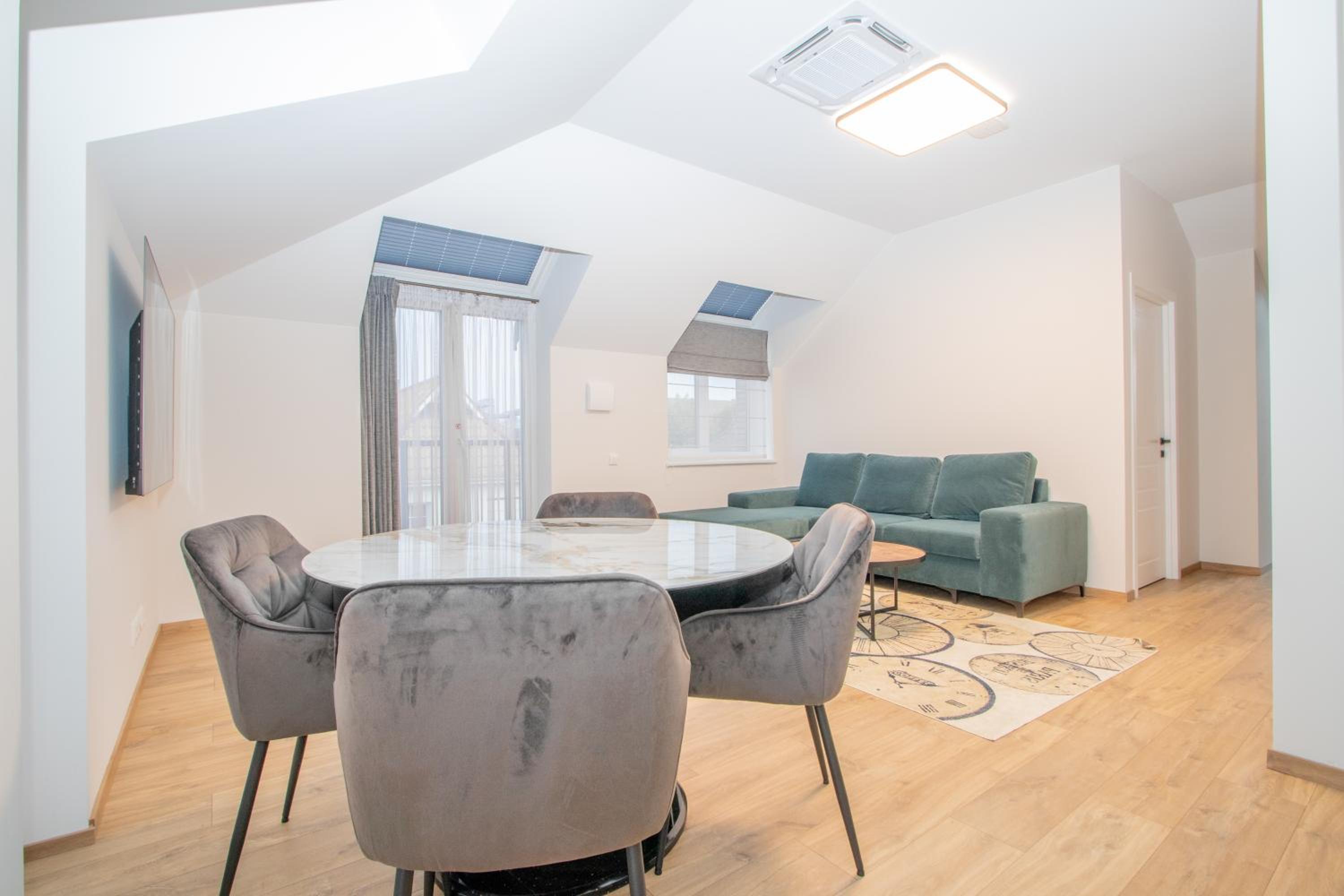 Newly Built Apartments With Parking, By Cohost