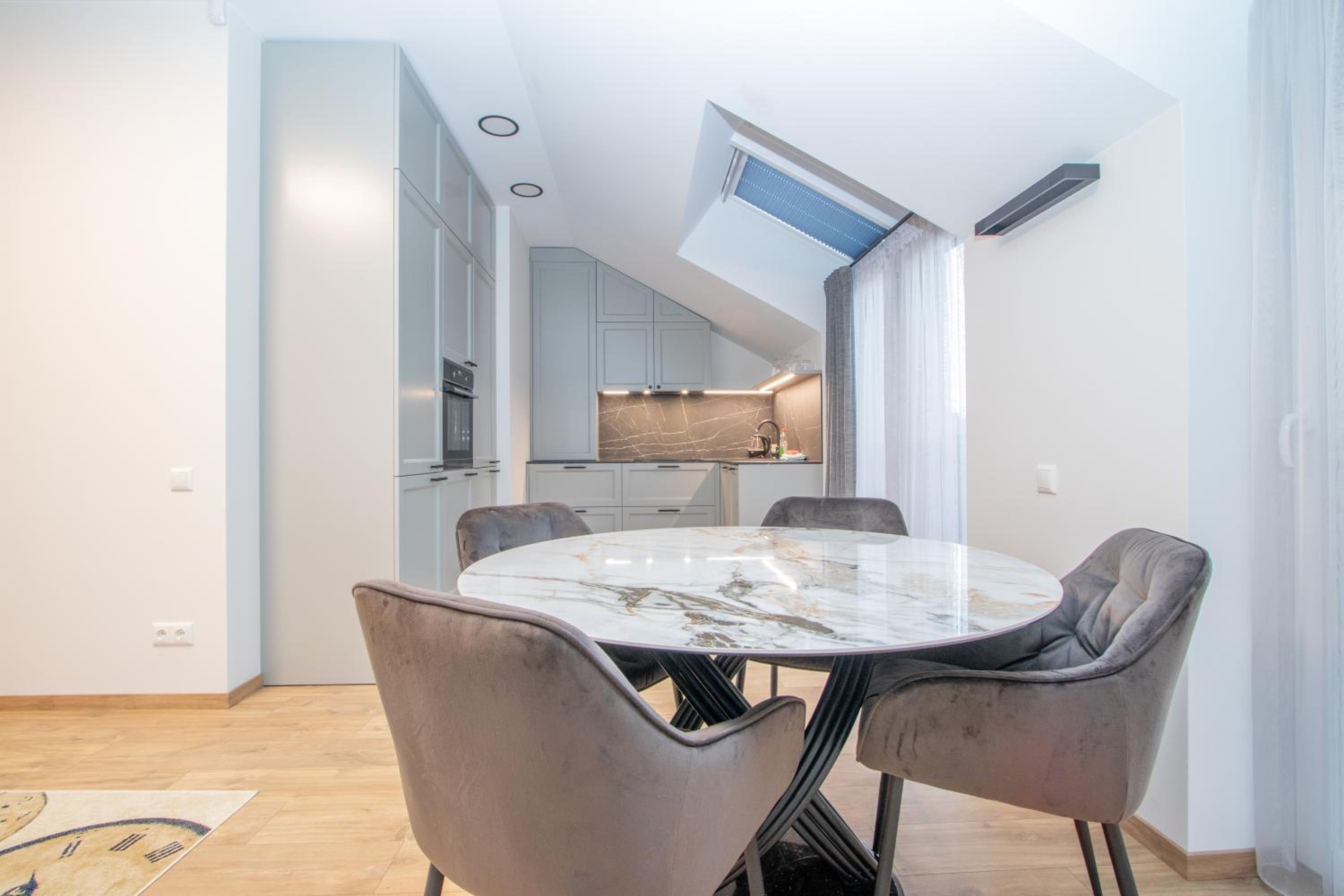 Newly Built Apartments With Parking, By Cohost