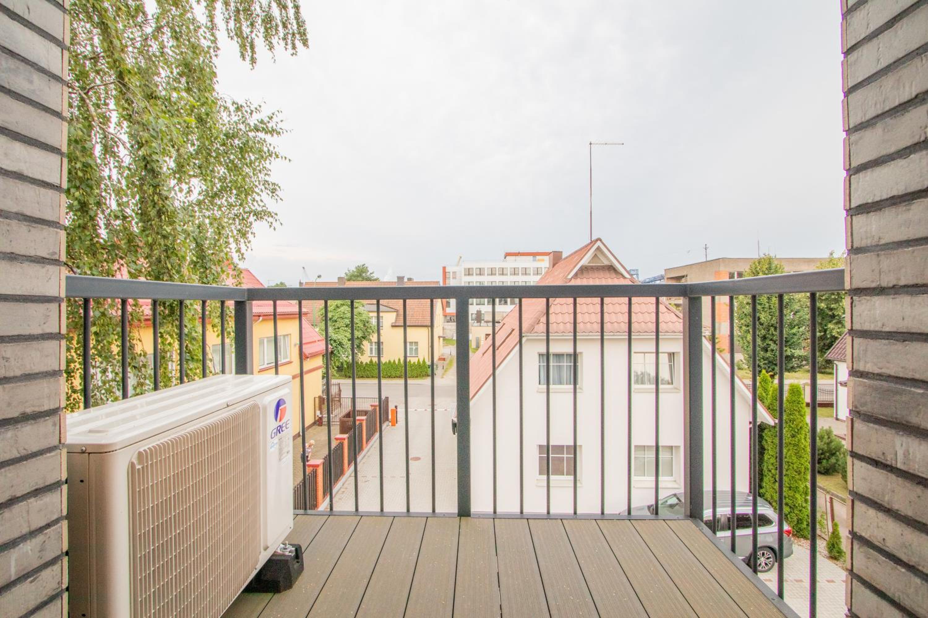 Newly Built Apartments With Parking, By Cohost
