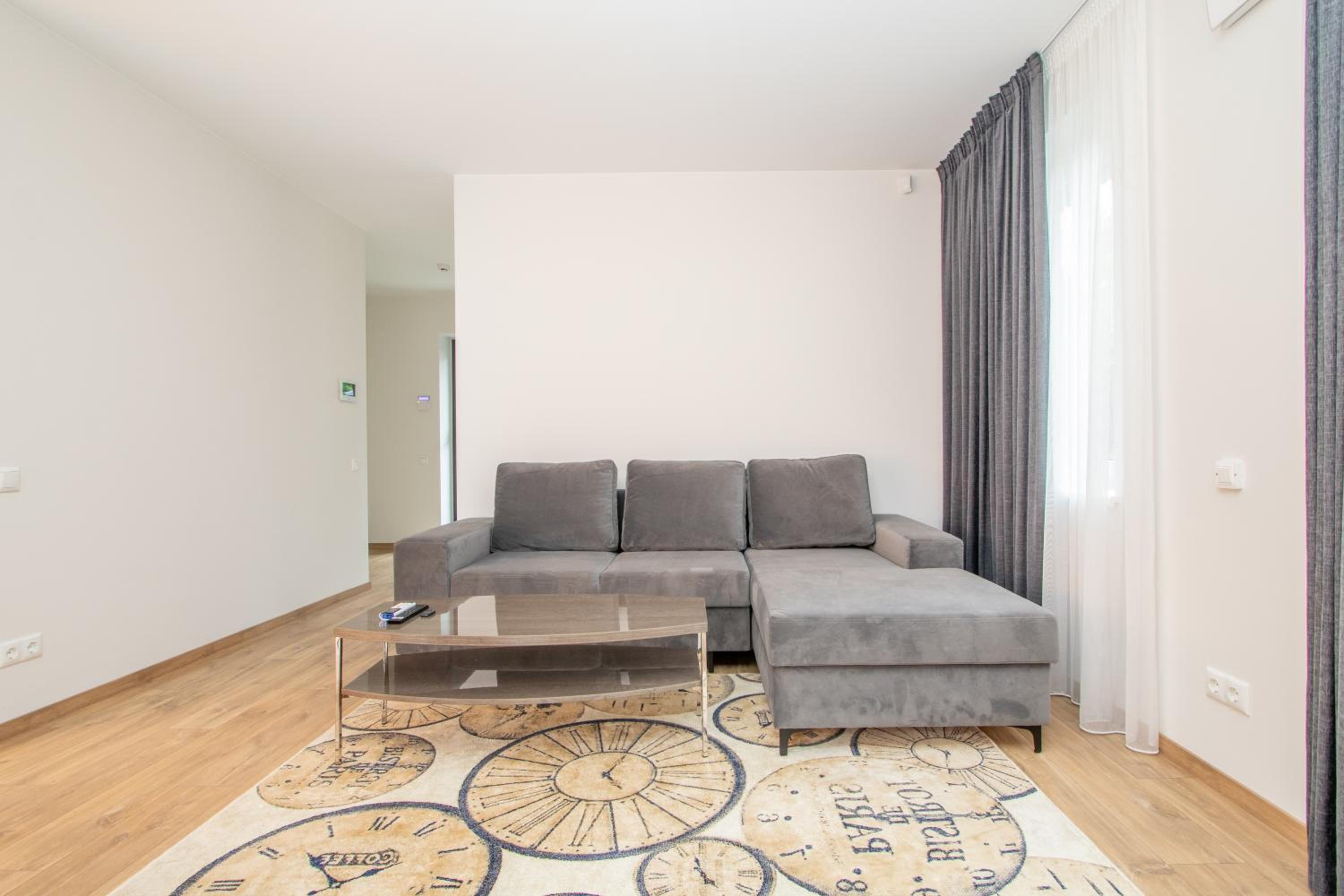 Newly Built Apartments With Parking, By Cohost