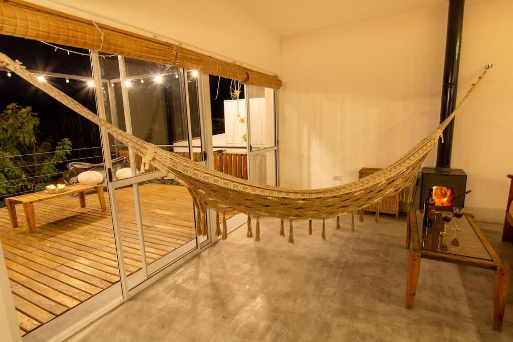 Hermosa casa, terraza al río, Jacuzzi climatizado