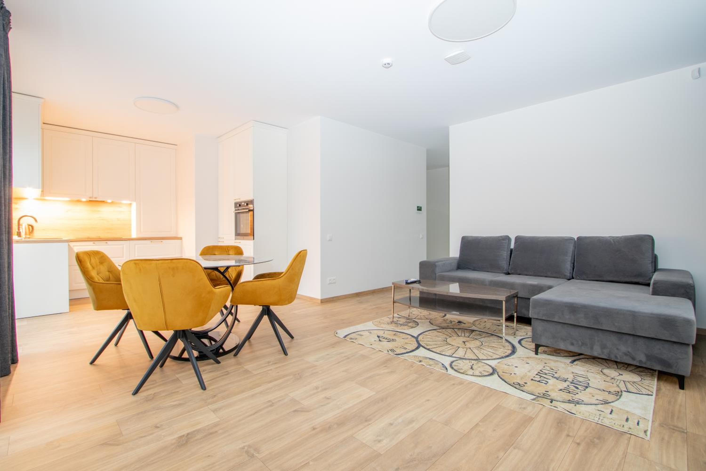 Newly Built Apartments With Parking, By Cohost