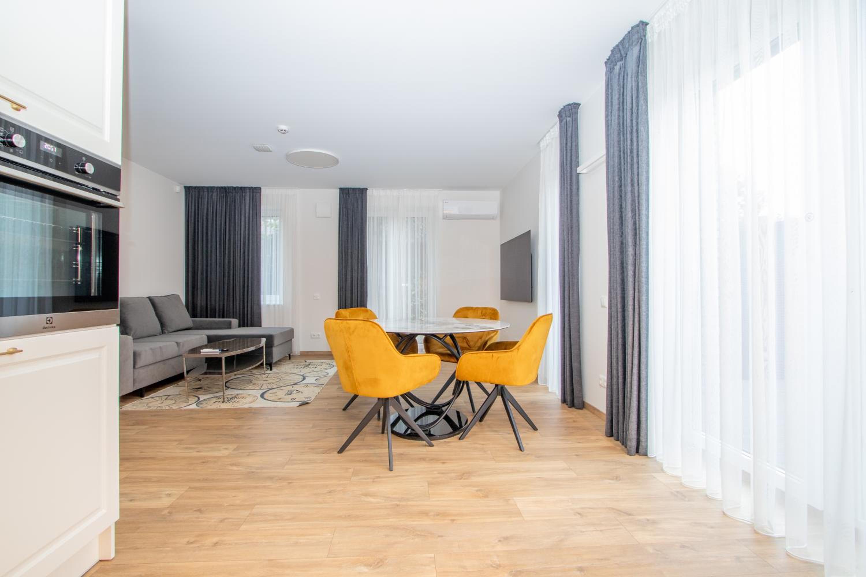 Newly Built Apartments With Parking, By Cohost