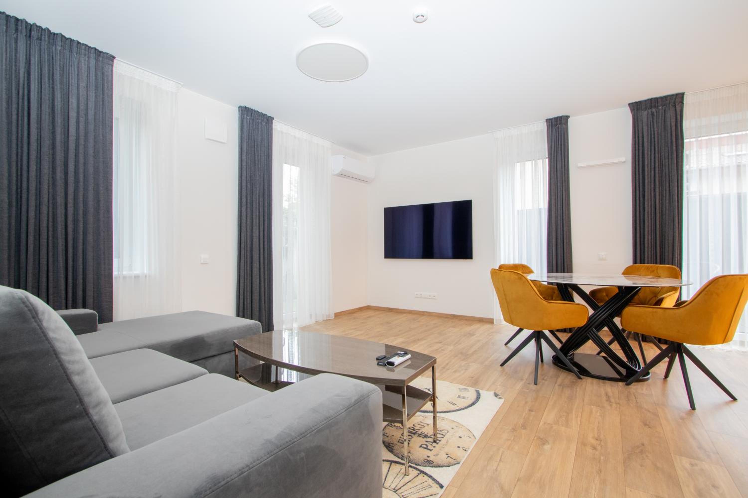 Newly Built Apartments With Parking, By Cohost
