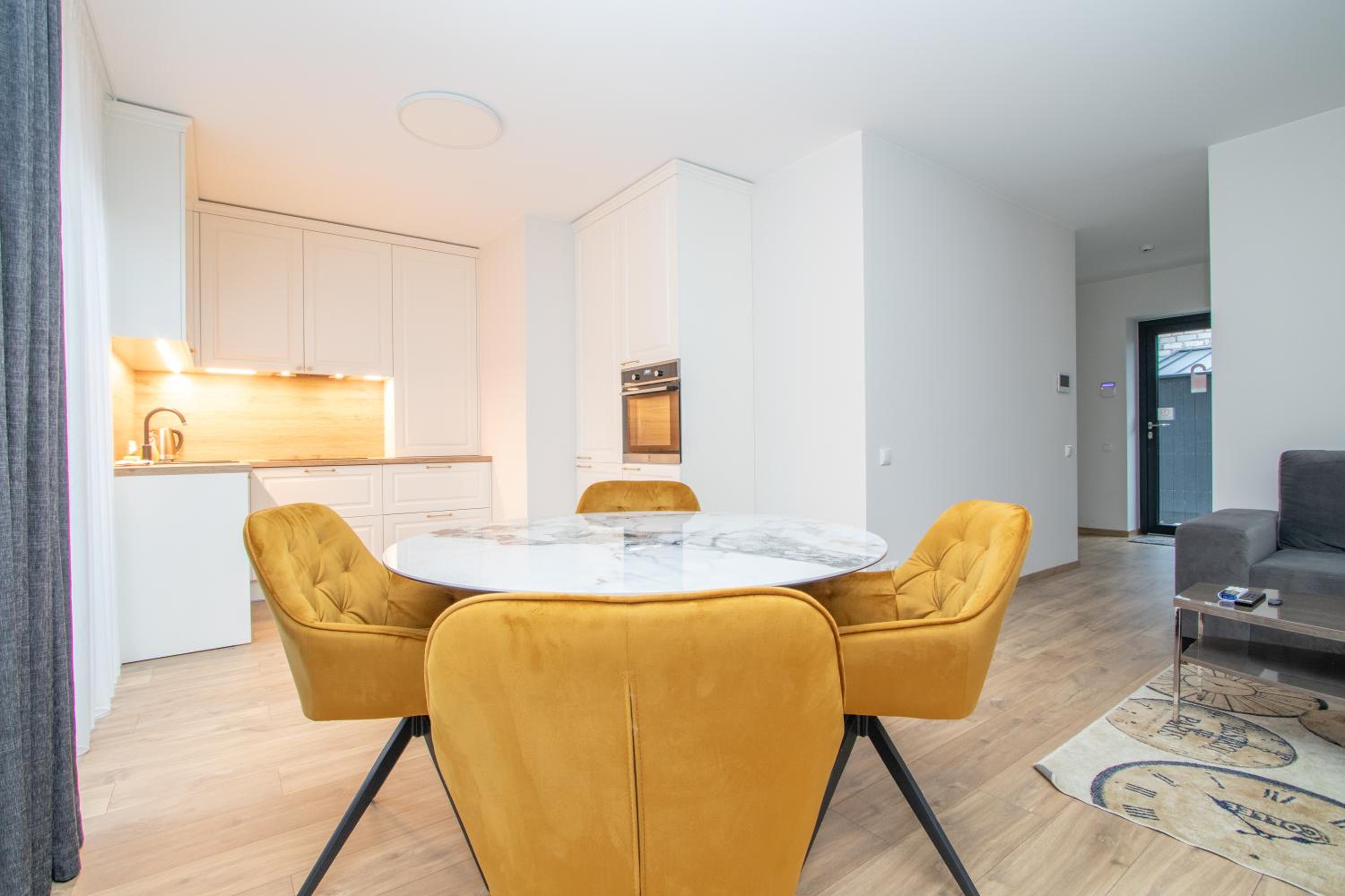 Newly Built Apartments With Parking, By Cohost