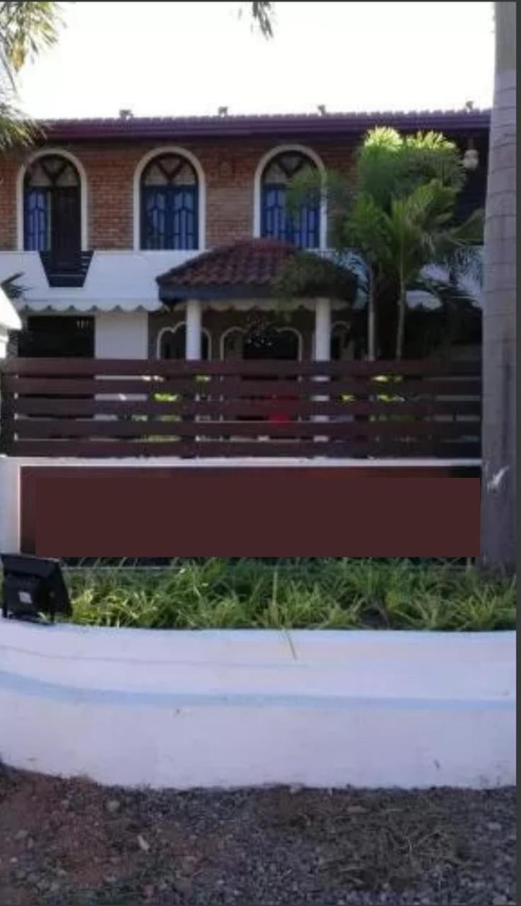 Season villa view 3