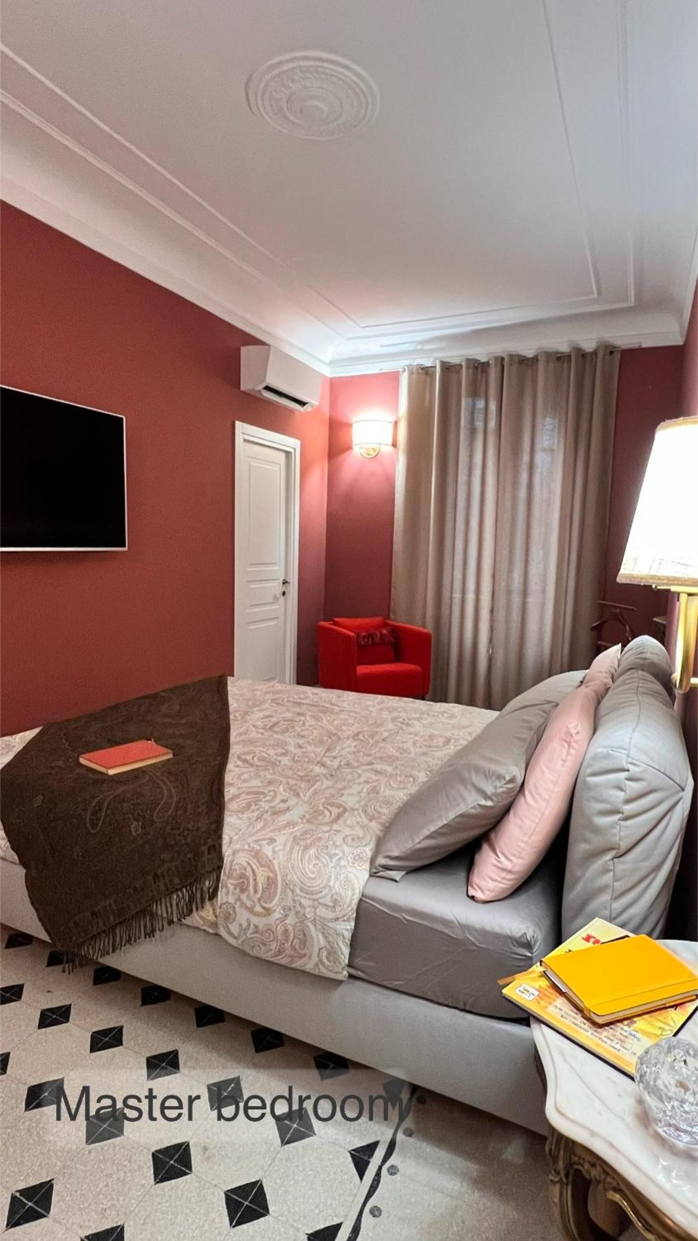 3Bdr Apartment in the heart of Rome