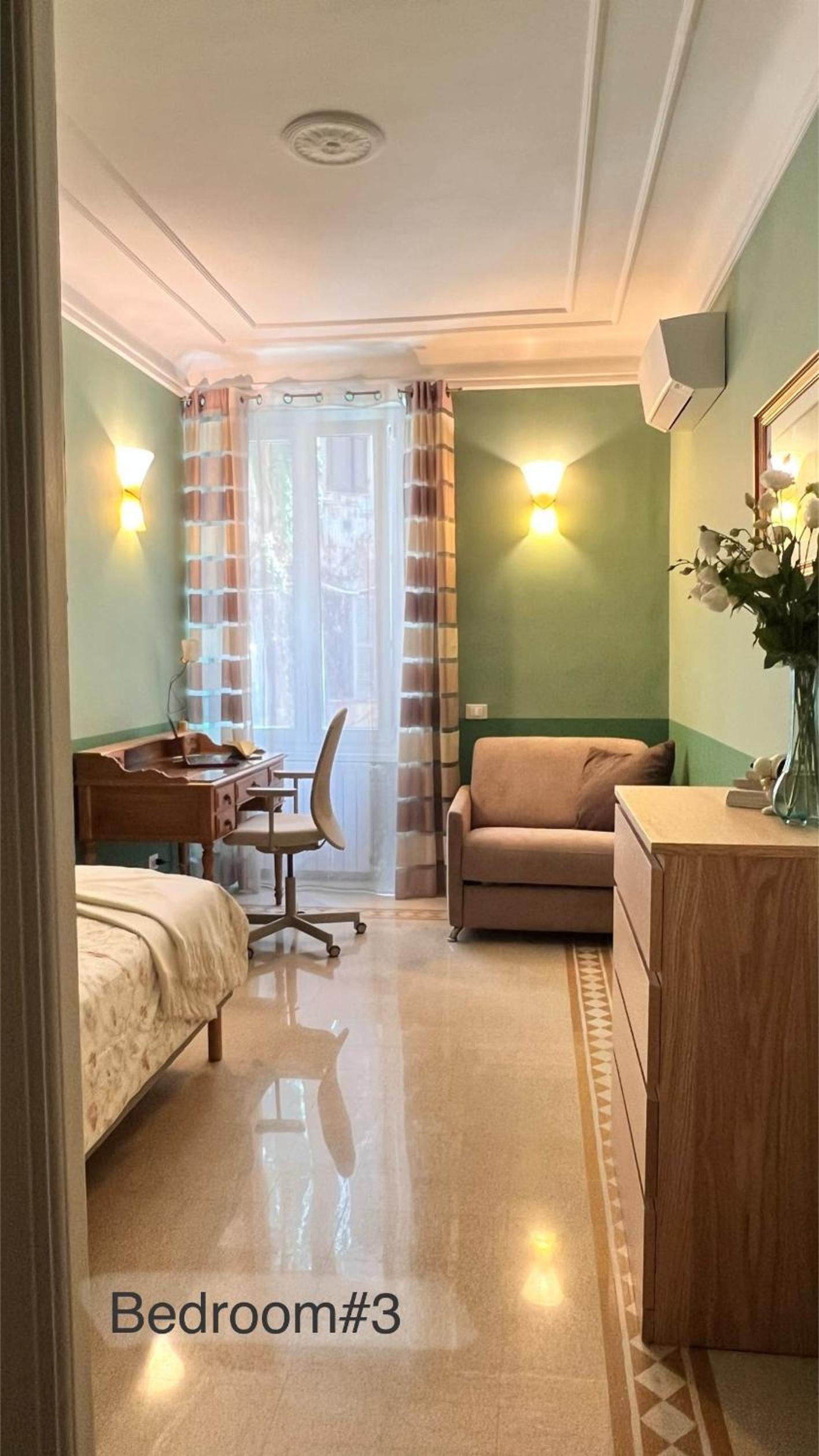 3Bdr Apartment in the heart of Rome