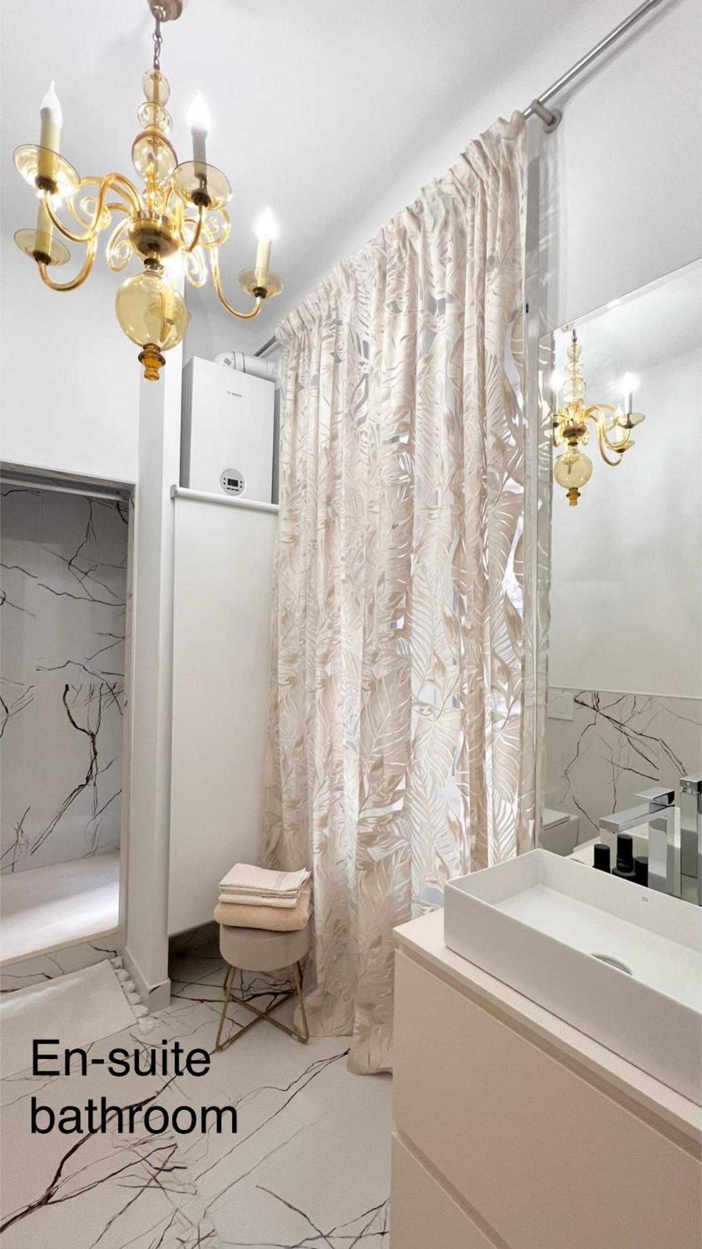 3Bdr Apartment in the heart of Rome