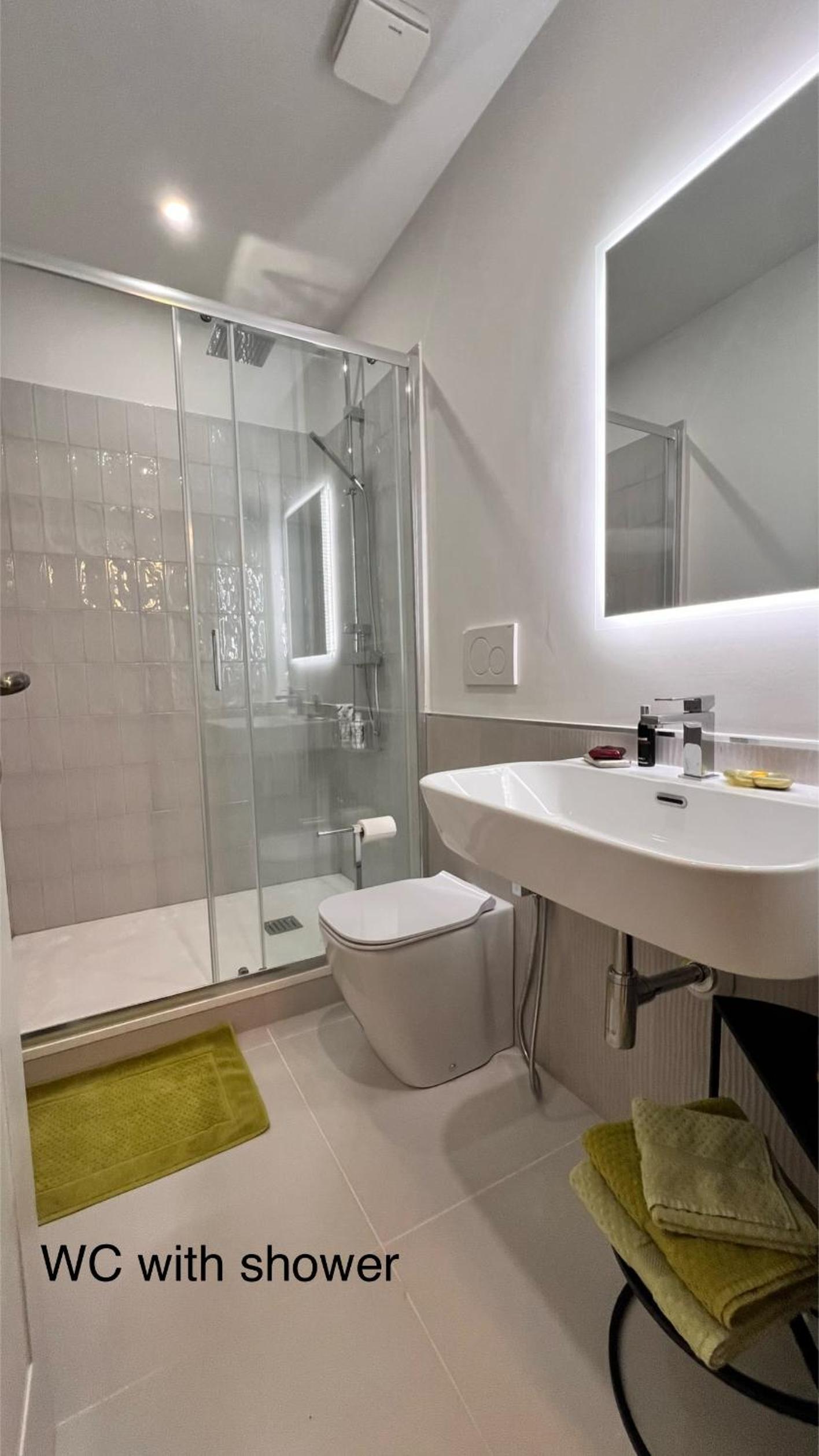 3Bdr Apartment in the heart of Rome