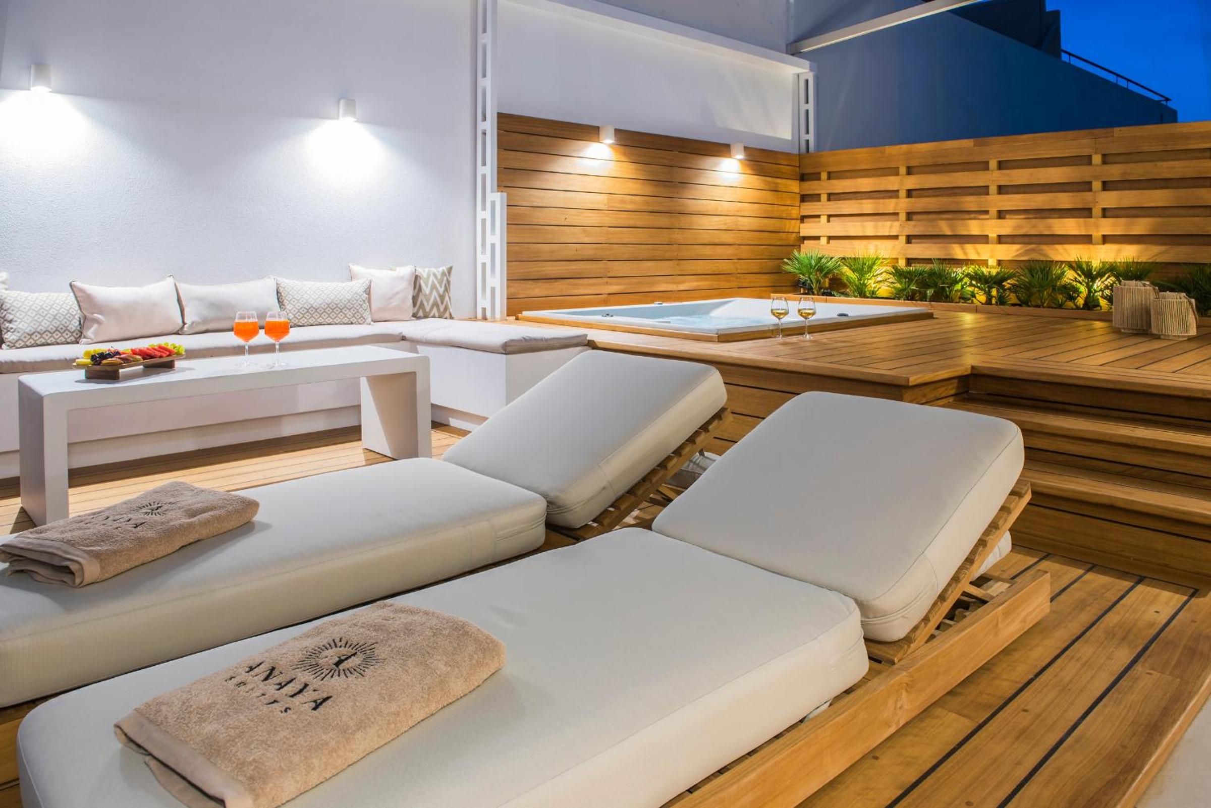 Anaya Suites