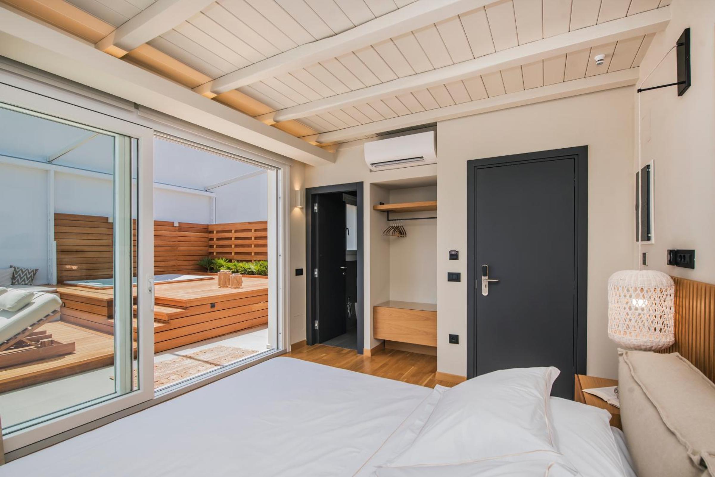 Anaya Suites