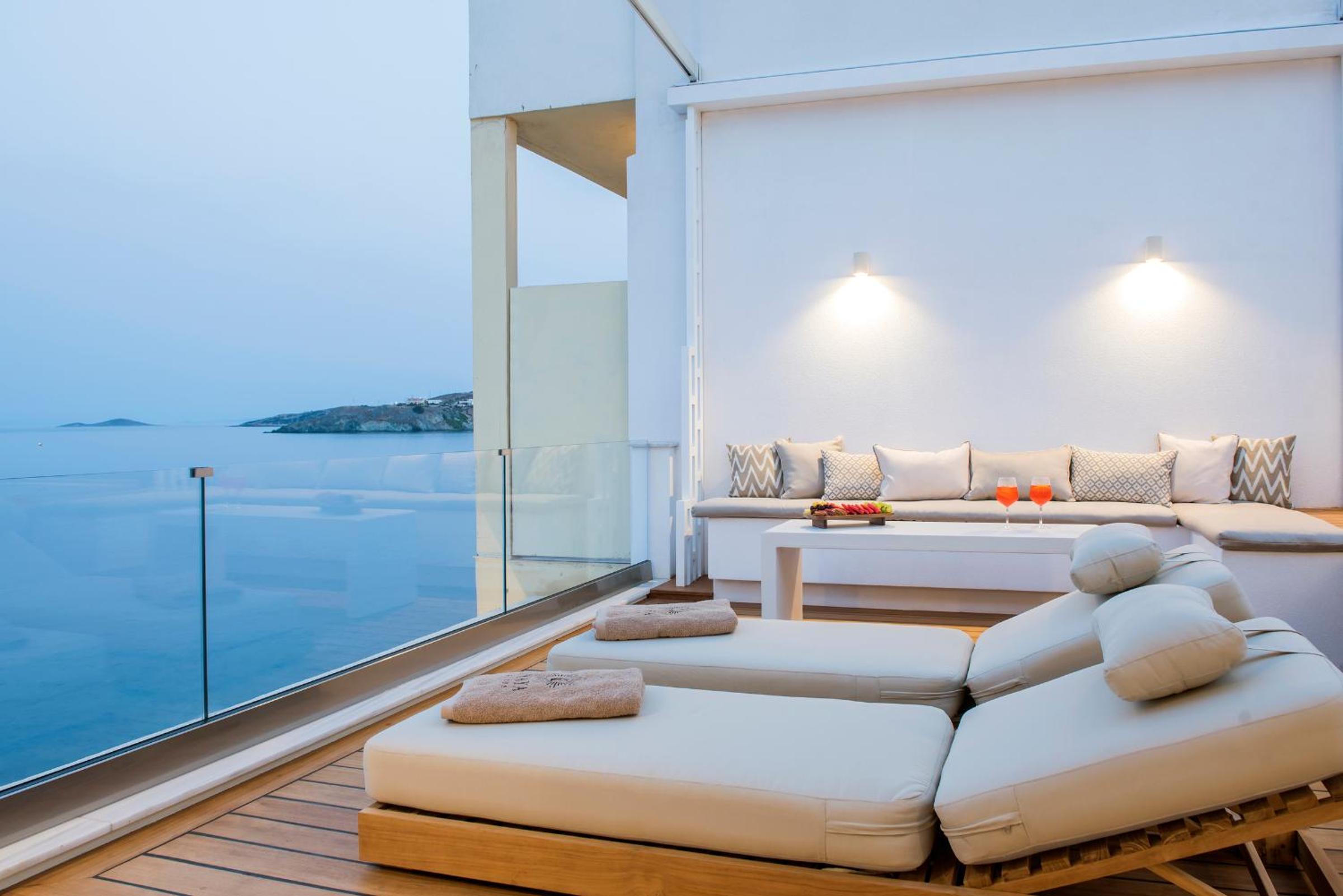 Anaya Suites
