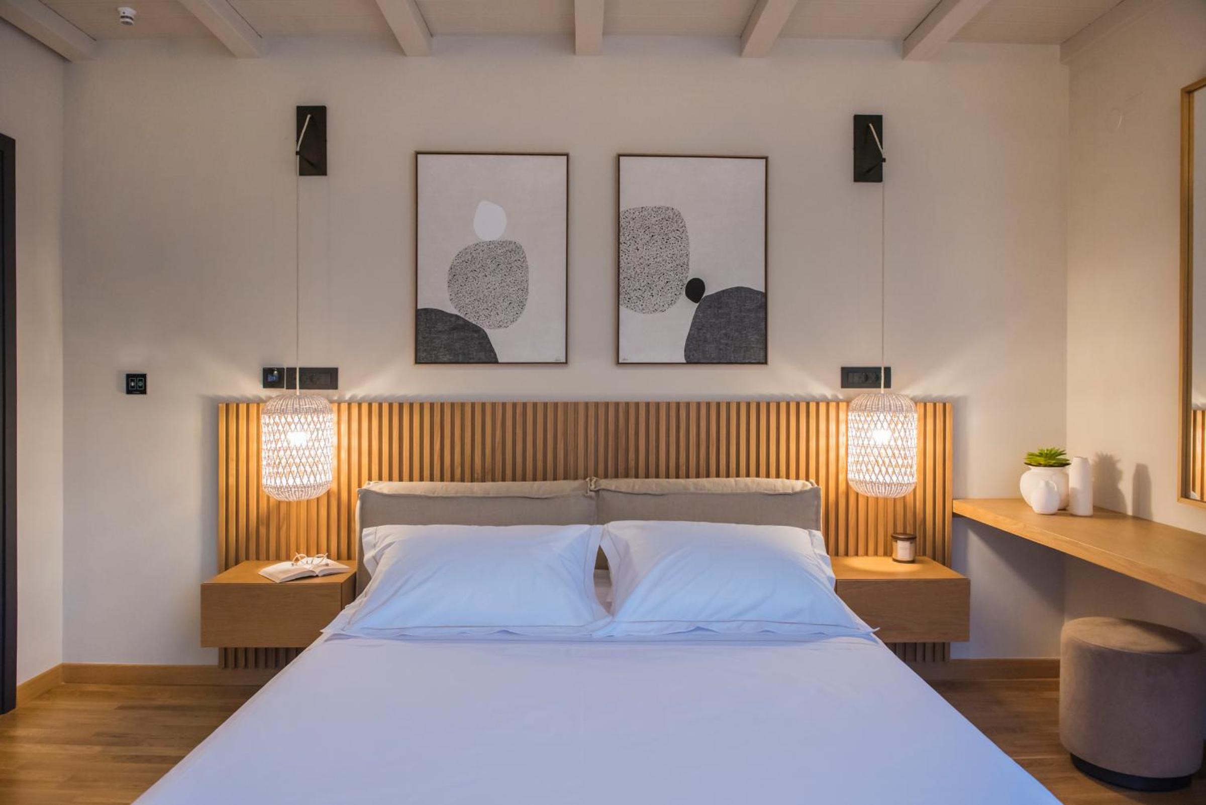 Anaya Suites