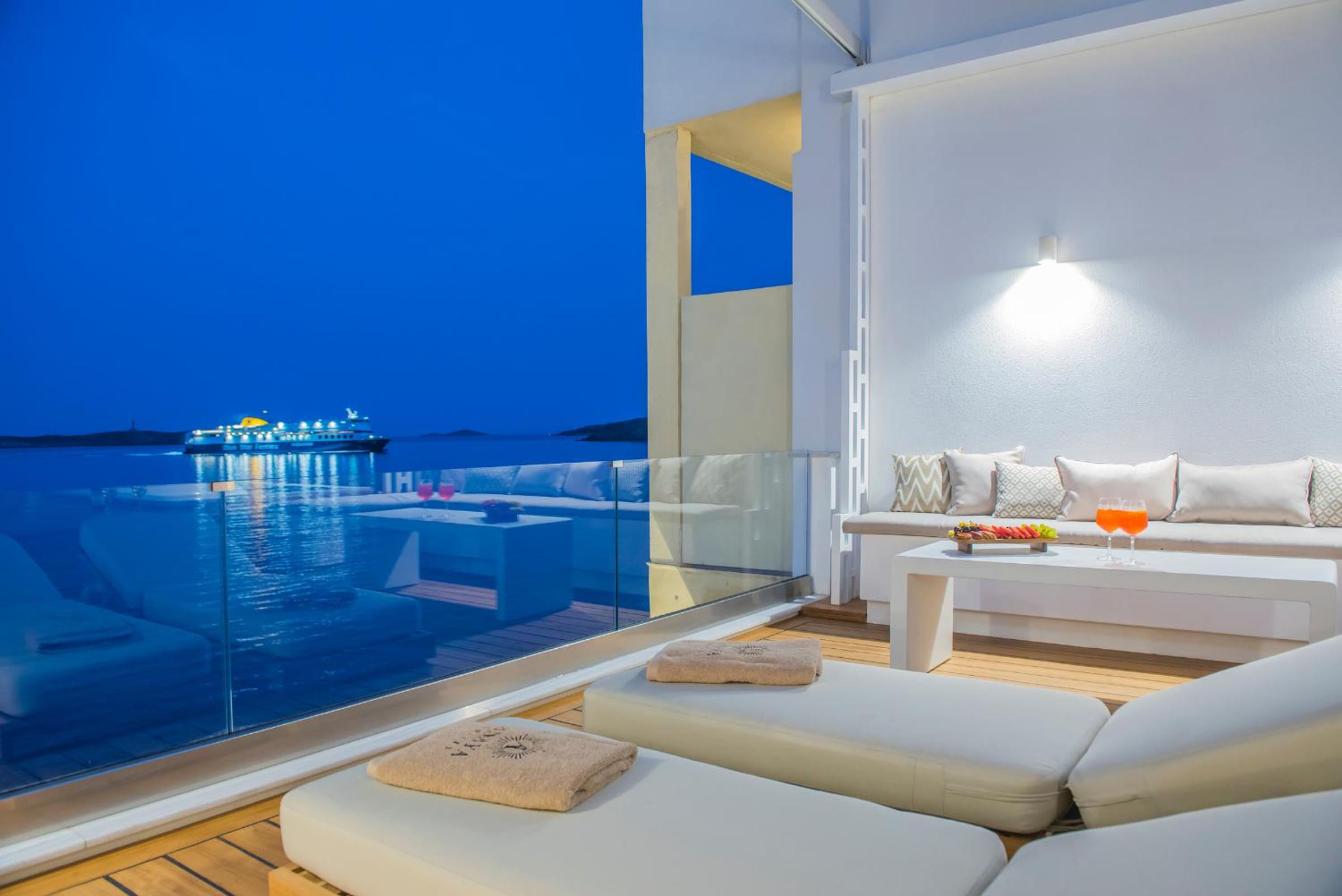 Anaya Suites