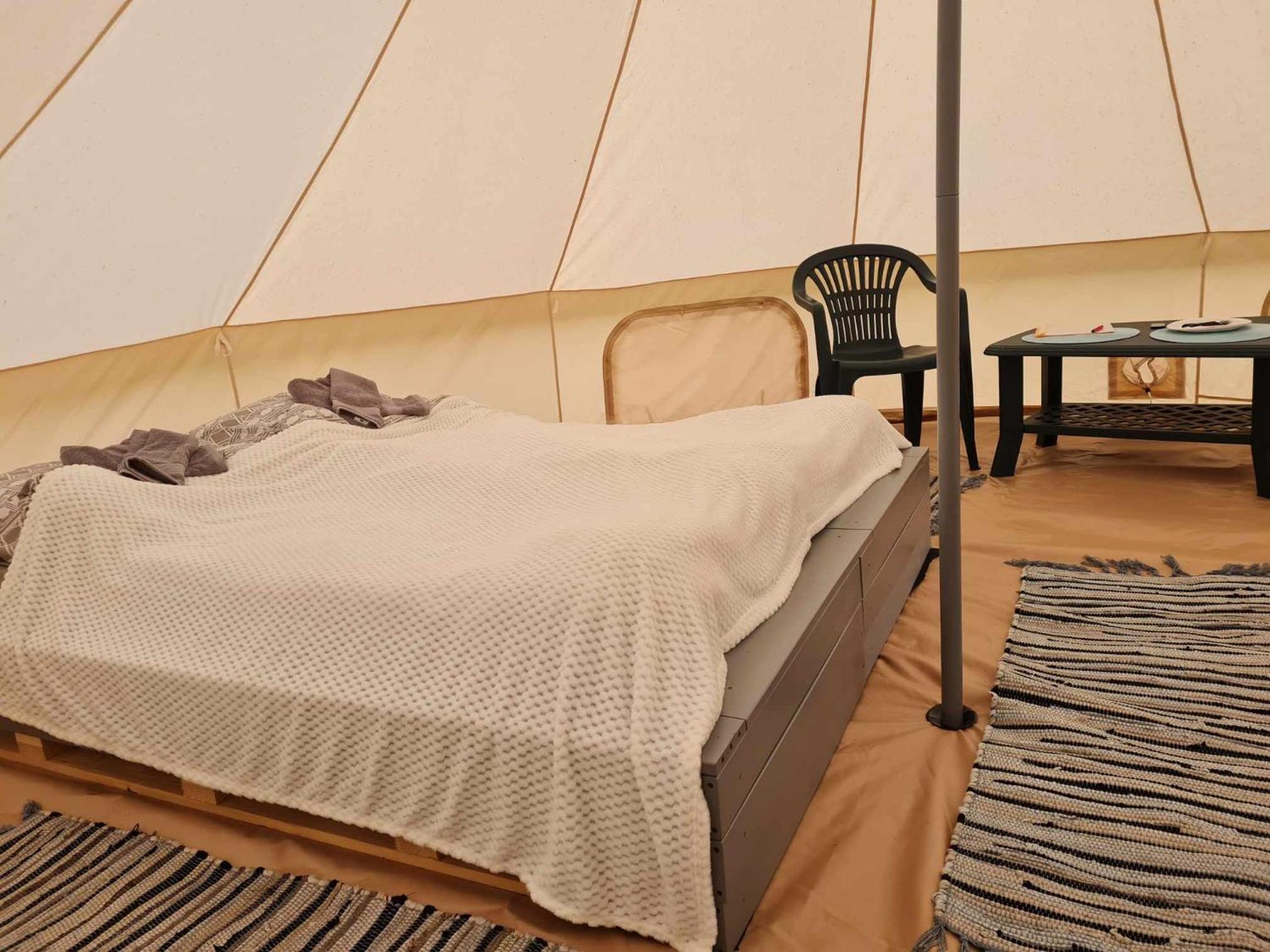 Salomon Glamping