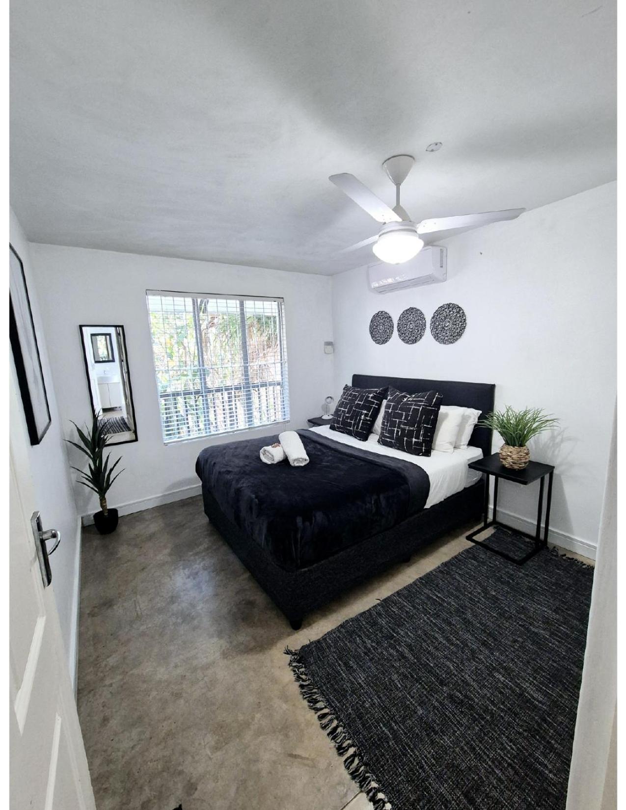 1-Bedroom Apartment Unit 2 loadshedding free
