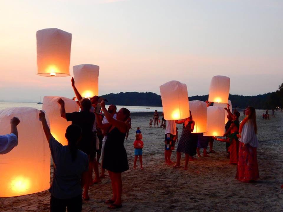 JJ Beach Resort & JJ Seafood
