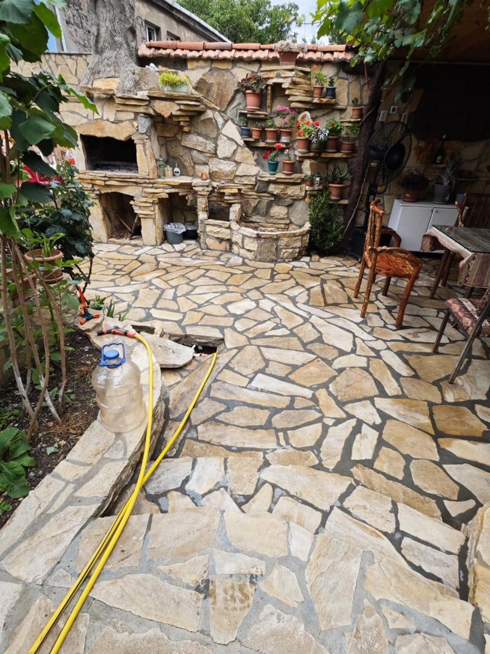 Tbilisi Garden house