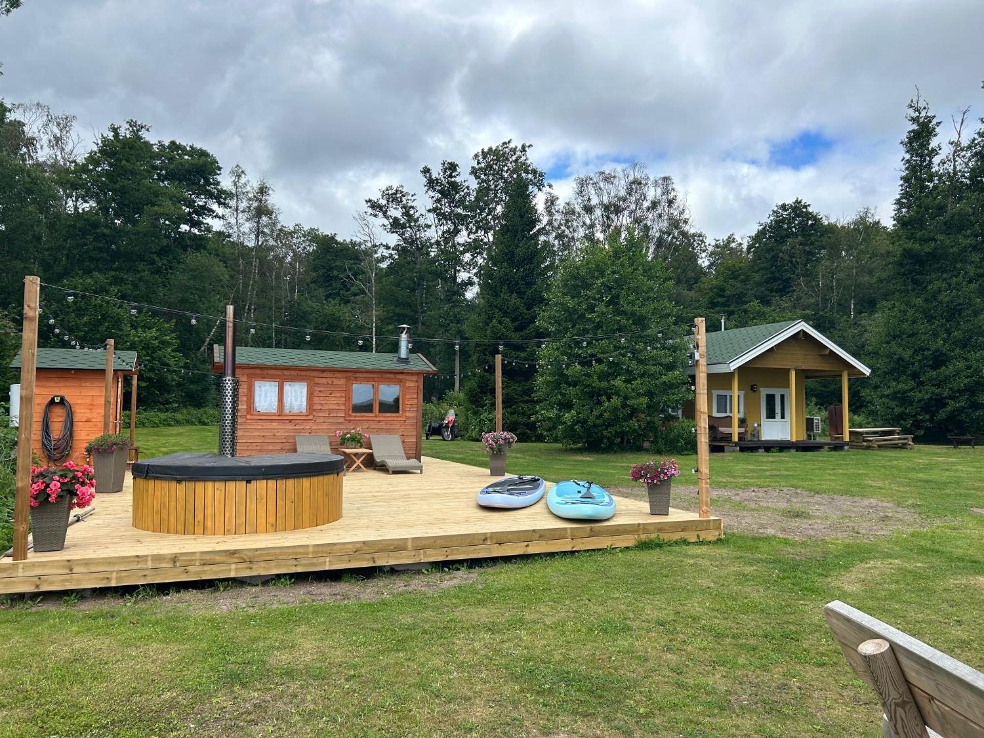Pihla Rannamaja sauna ja kümblustünniga