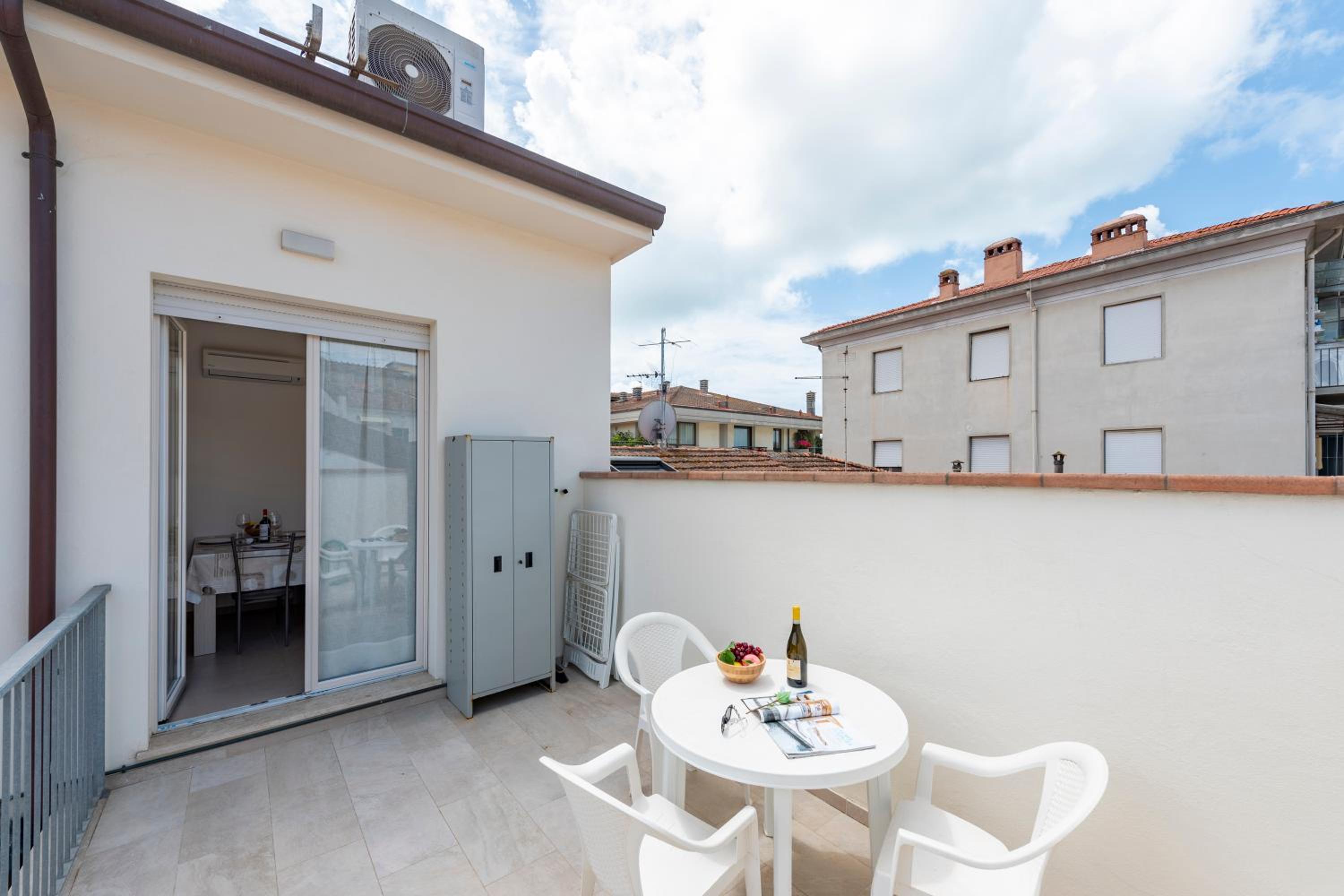 Suite Ondina Viareggio Apartments view 5