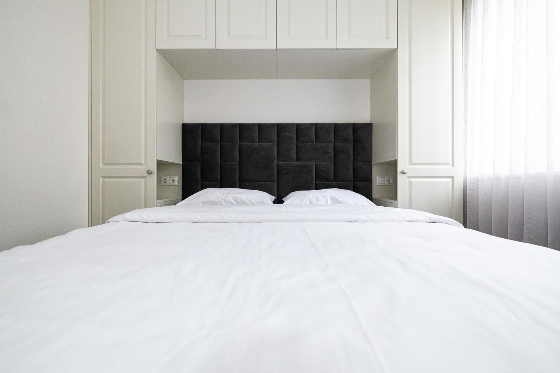 Newly Built Apartments With Parking, By Cohost