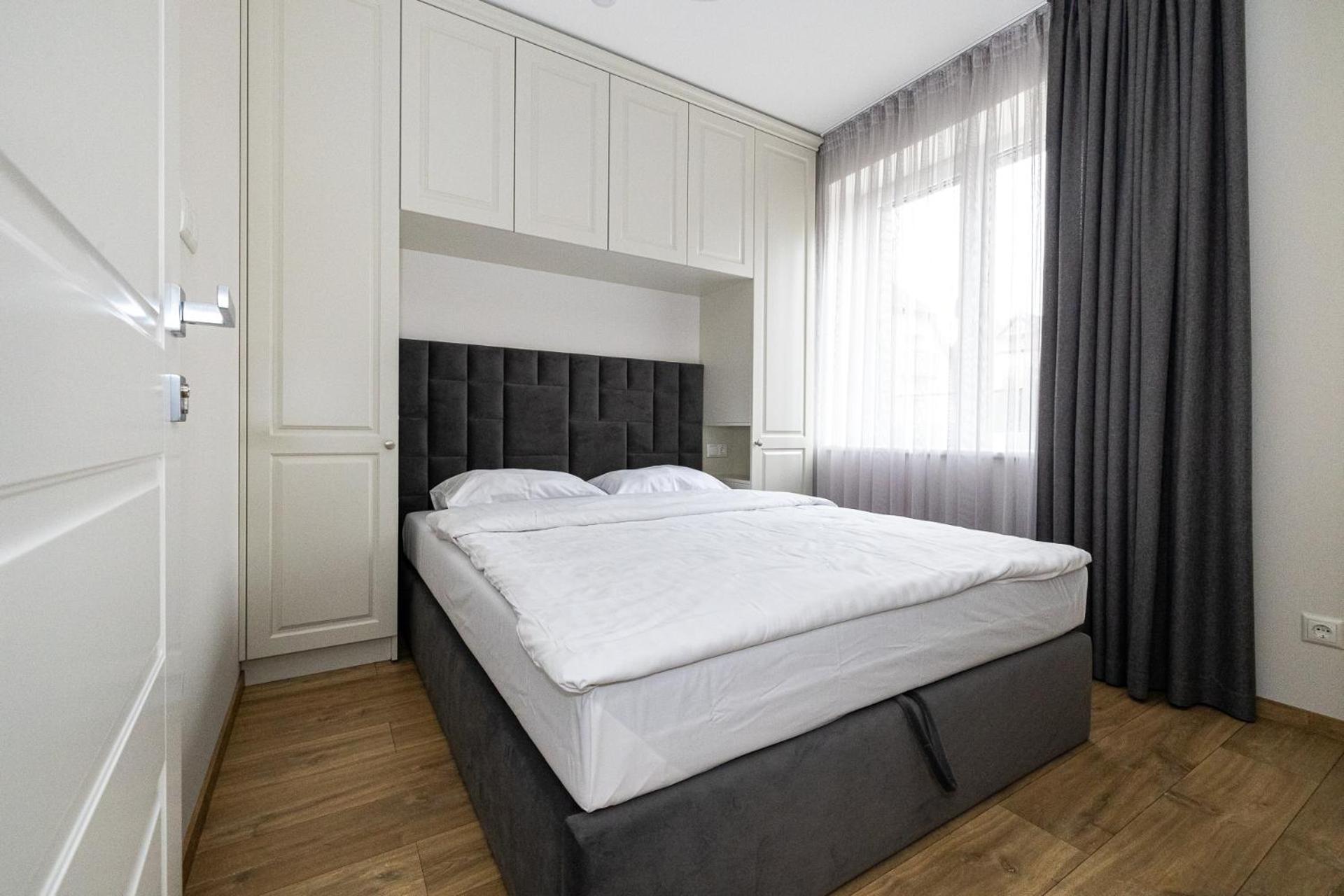 Newly Built Apartments With Parking, By Cohost