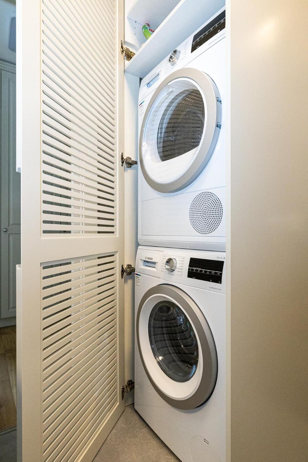 Newly Built Apartments With Parking, By Cohost