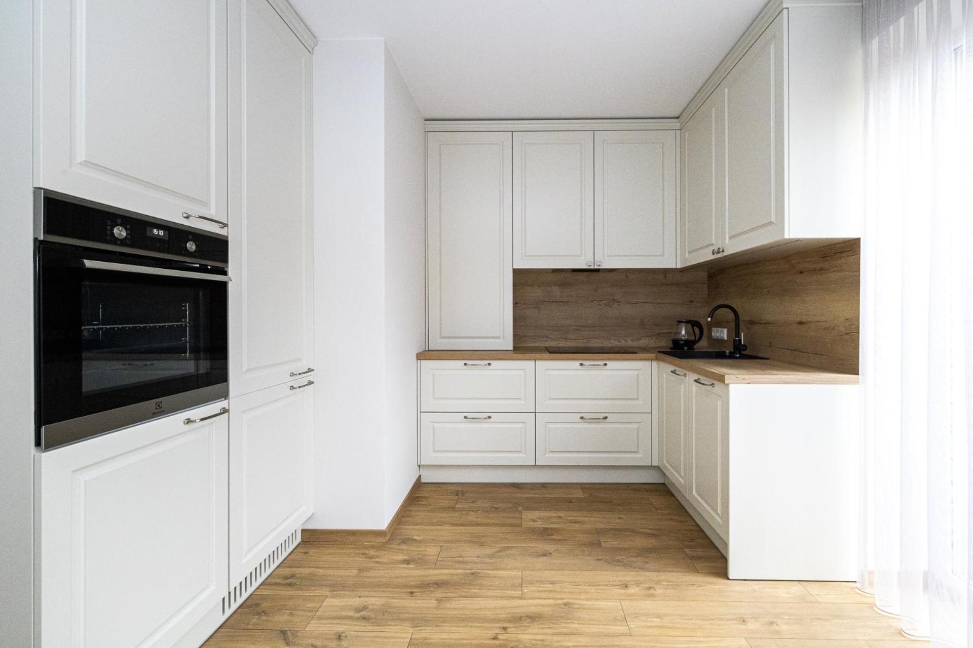 Newly Built Apartments With Parking, By Cohost