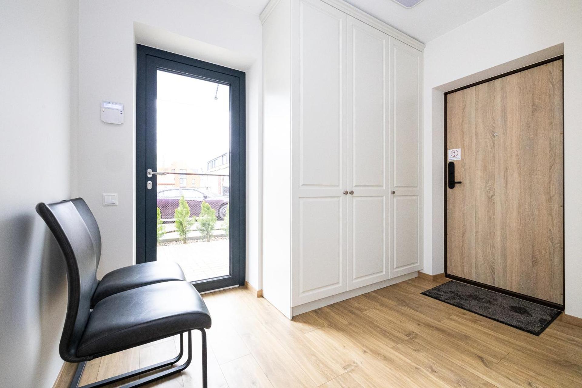 Newly Built Apartments With Parking, By Cohost