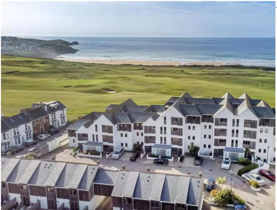 Newquay Beach House by Signature Stays - Parking - Modern - Coastal
