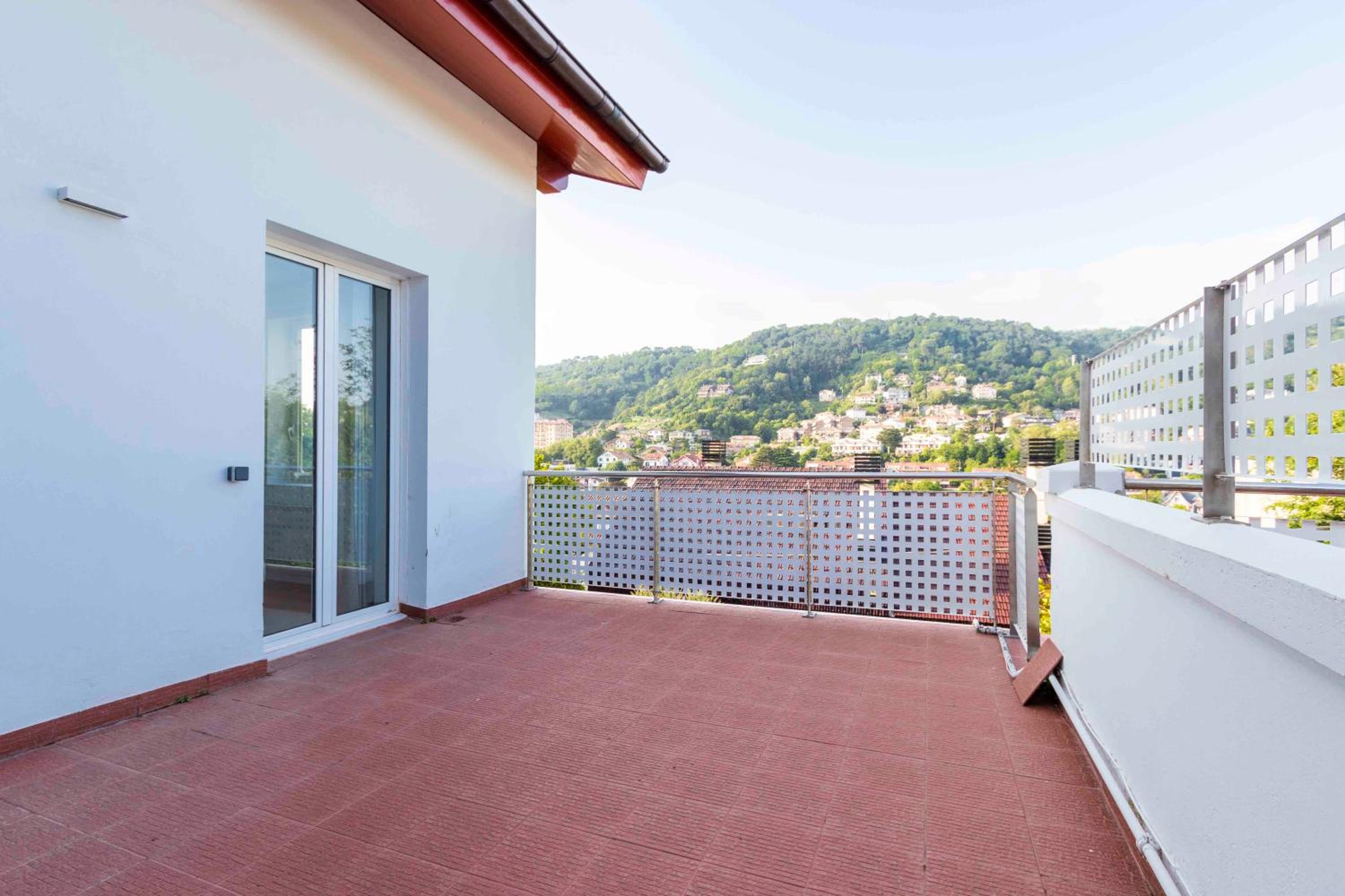 Villa Alaia