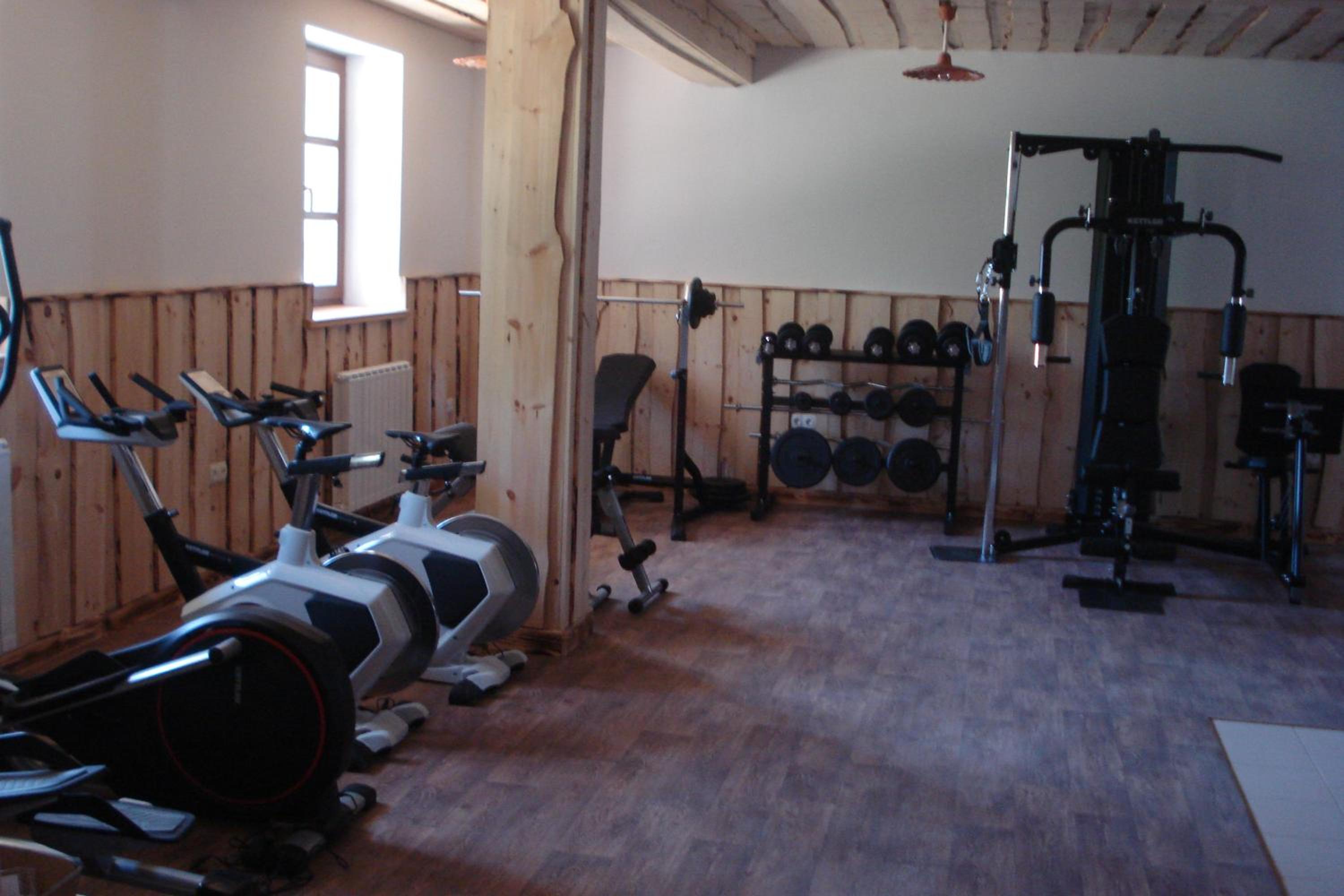 Photo 8