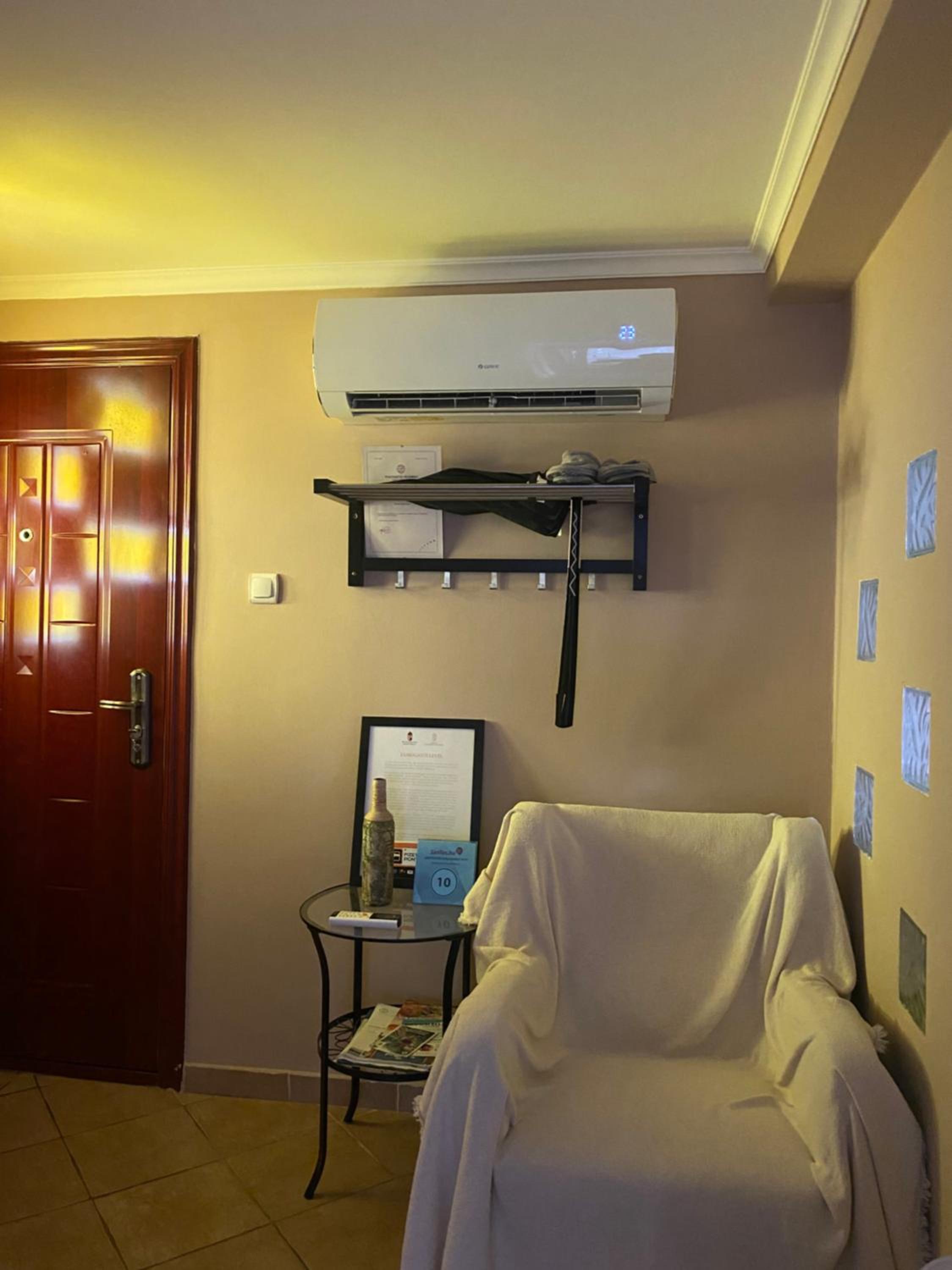 Rozsé Apartman-tetőtér view 2