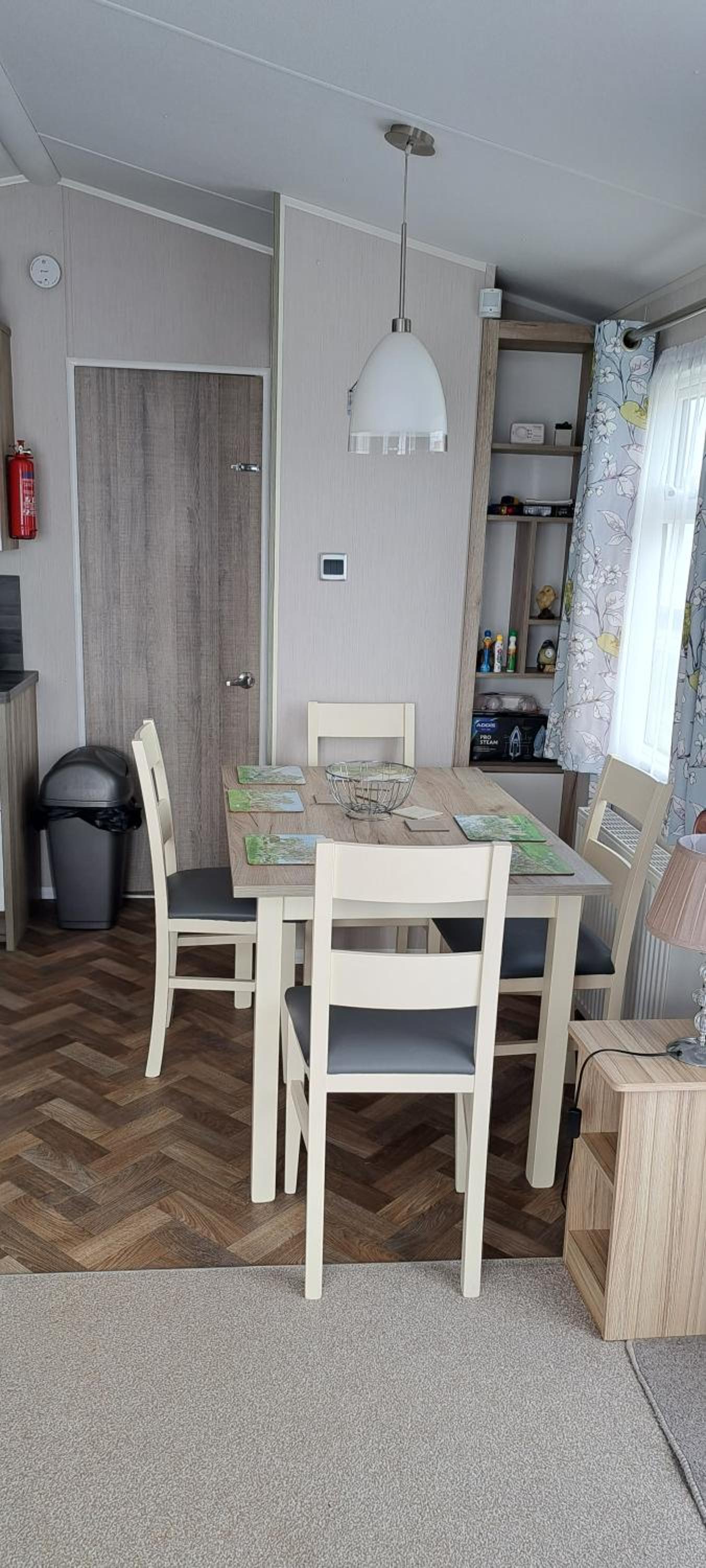 Beautiful 3-Bed Lodge in kent view 3