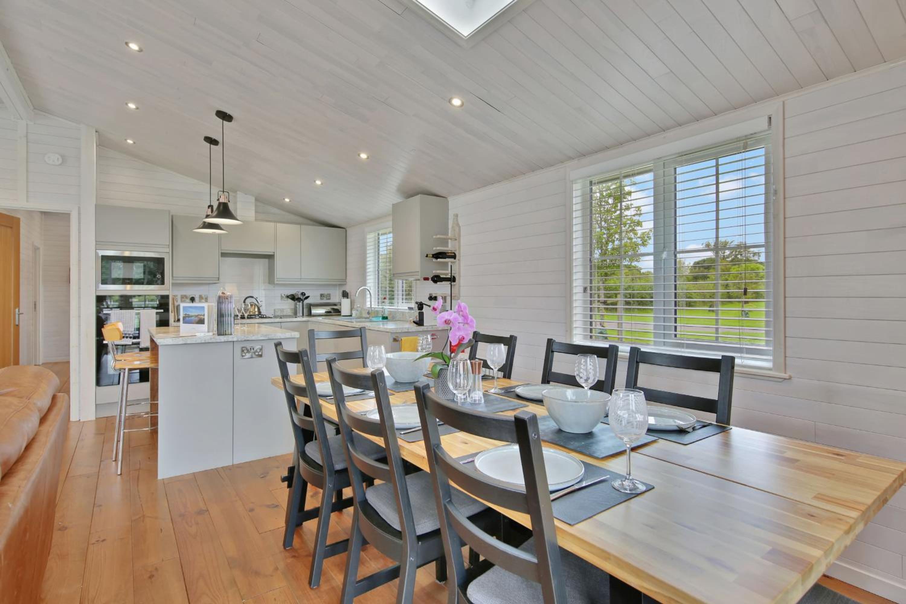 Host & Stay - Mahonia Lodge