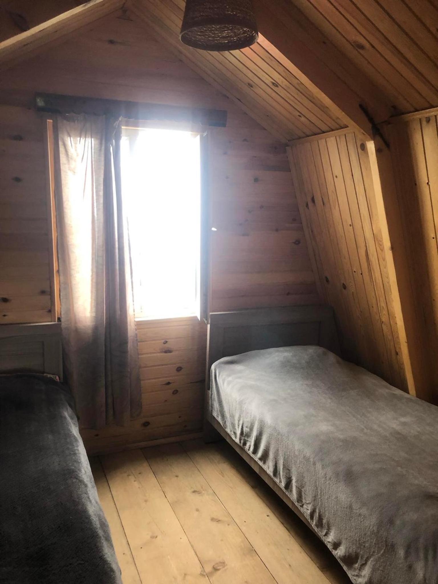 Cloudtop hut